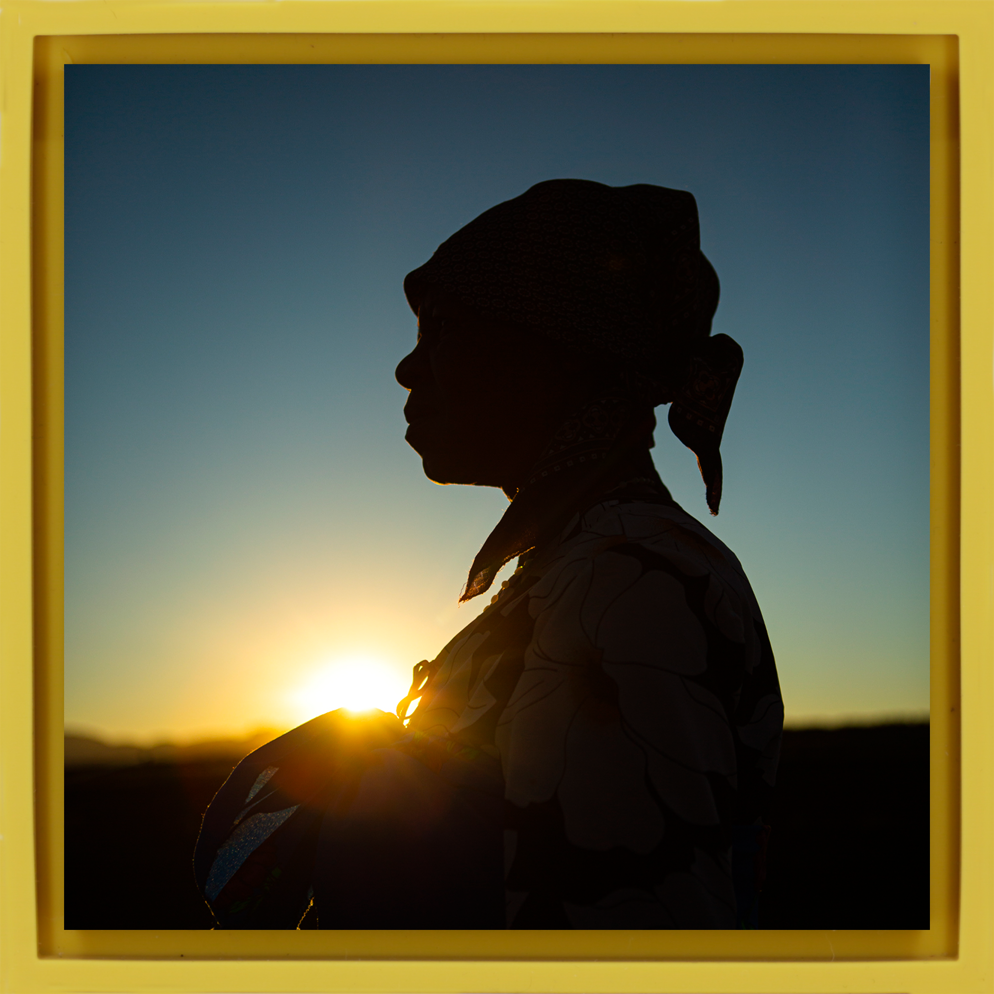 Jona - Gele Wrapp