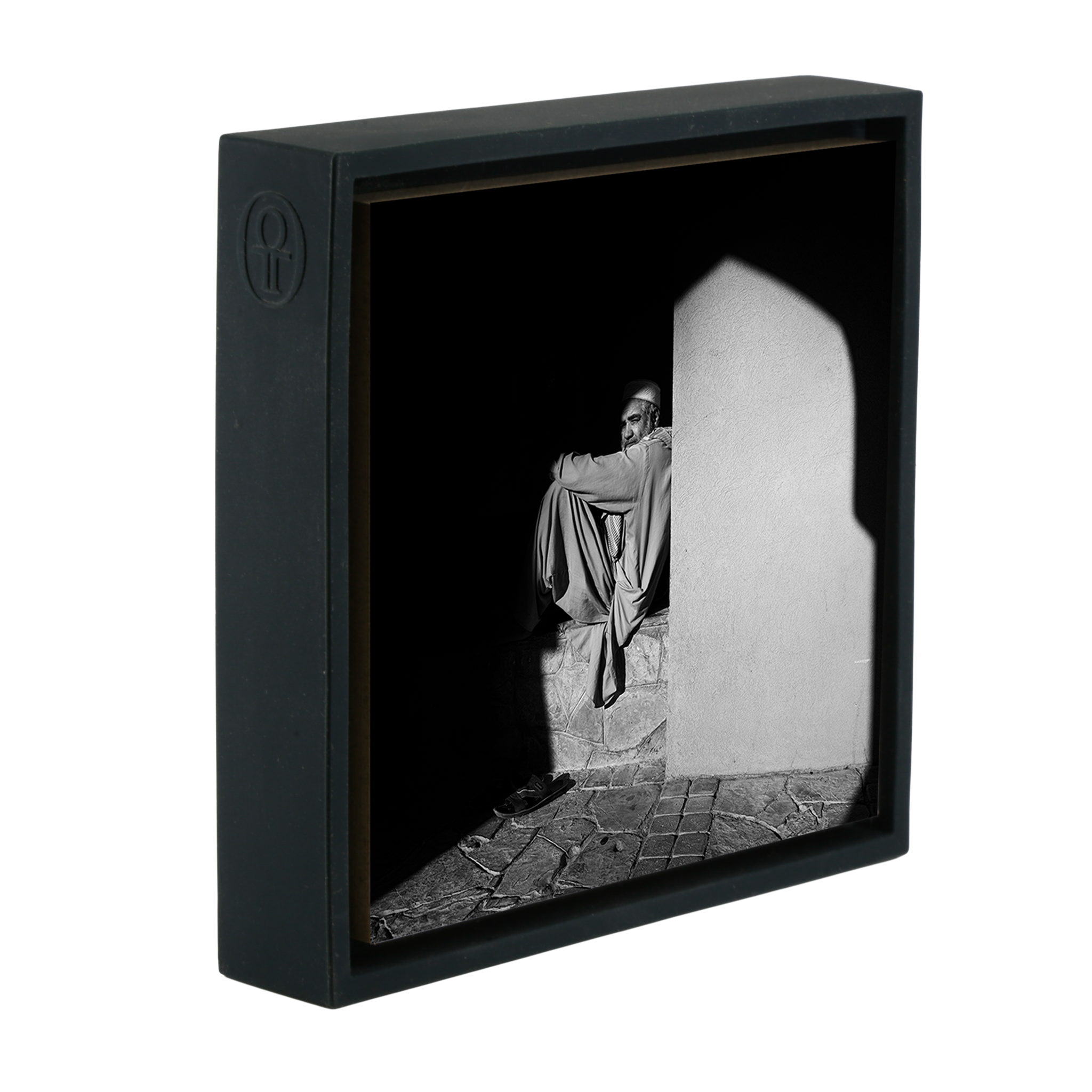 Oman – Schwarze Verpackung