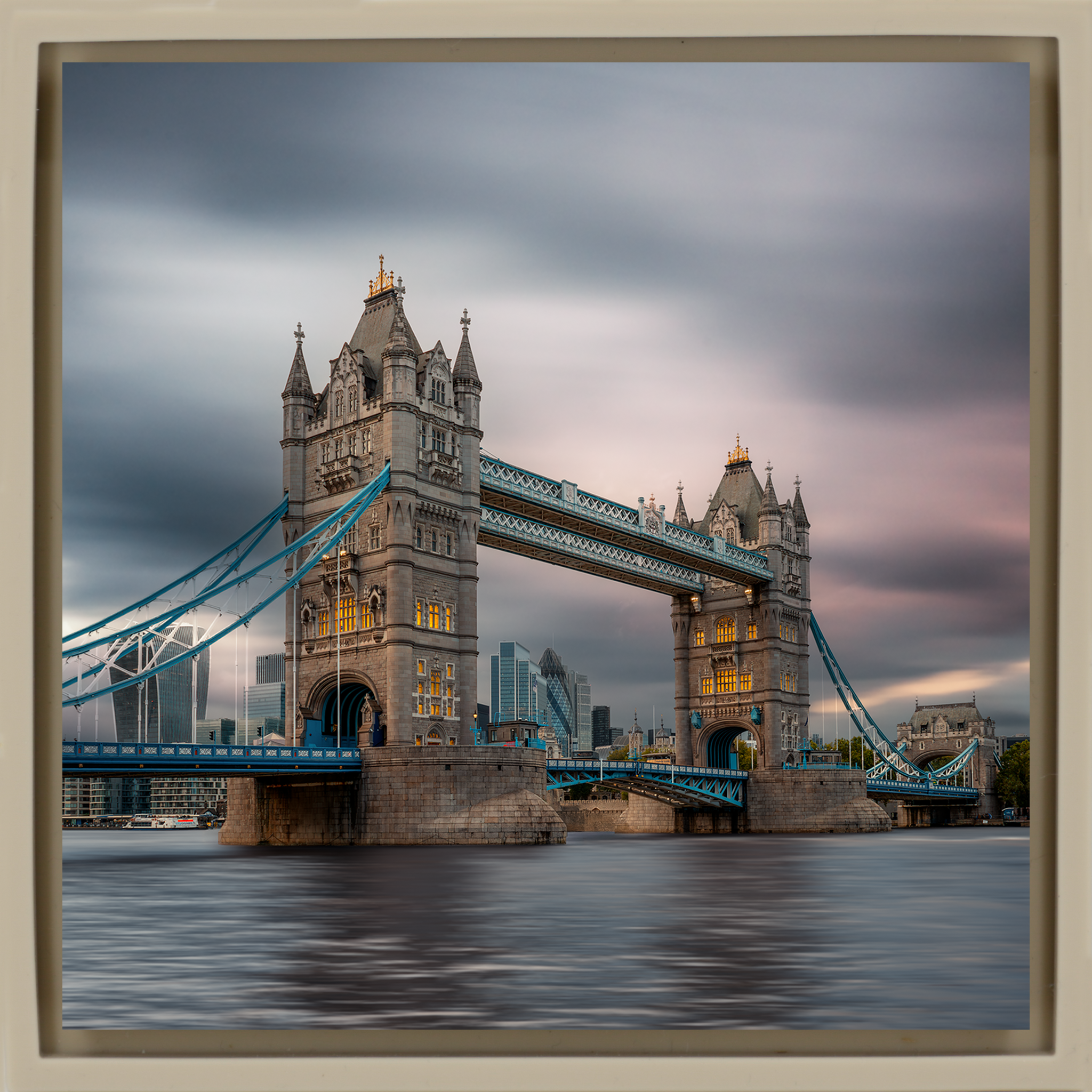 Tower Bridge- Sand Wrapp