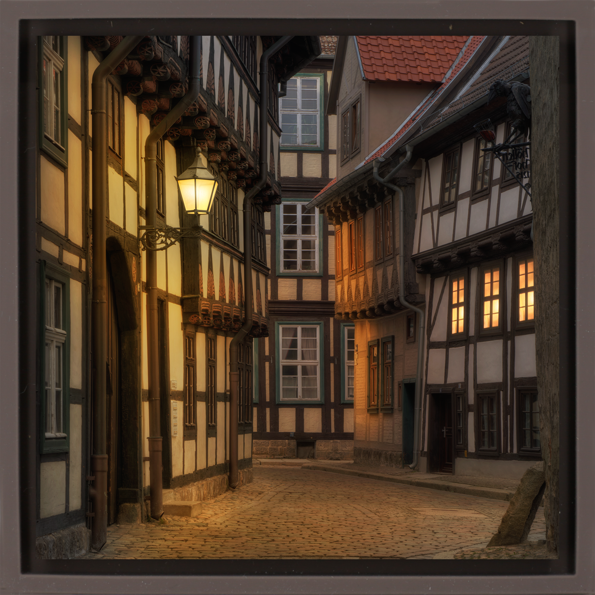 Quedlinburg- Brown Wrapp