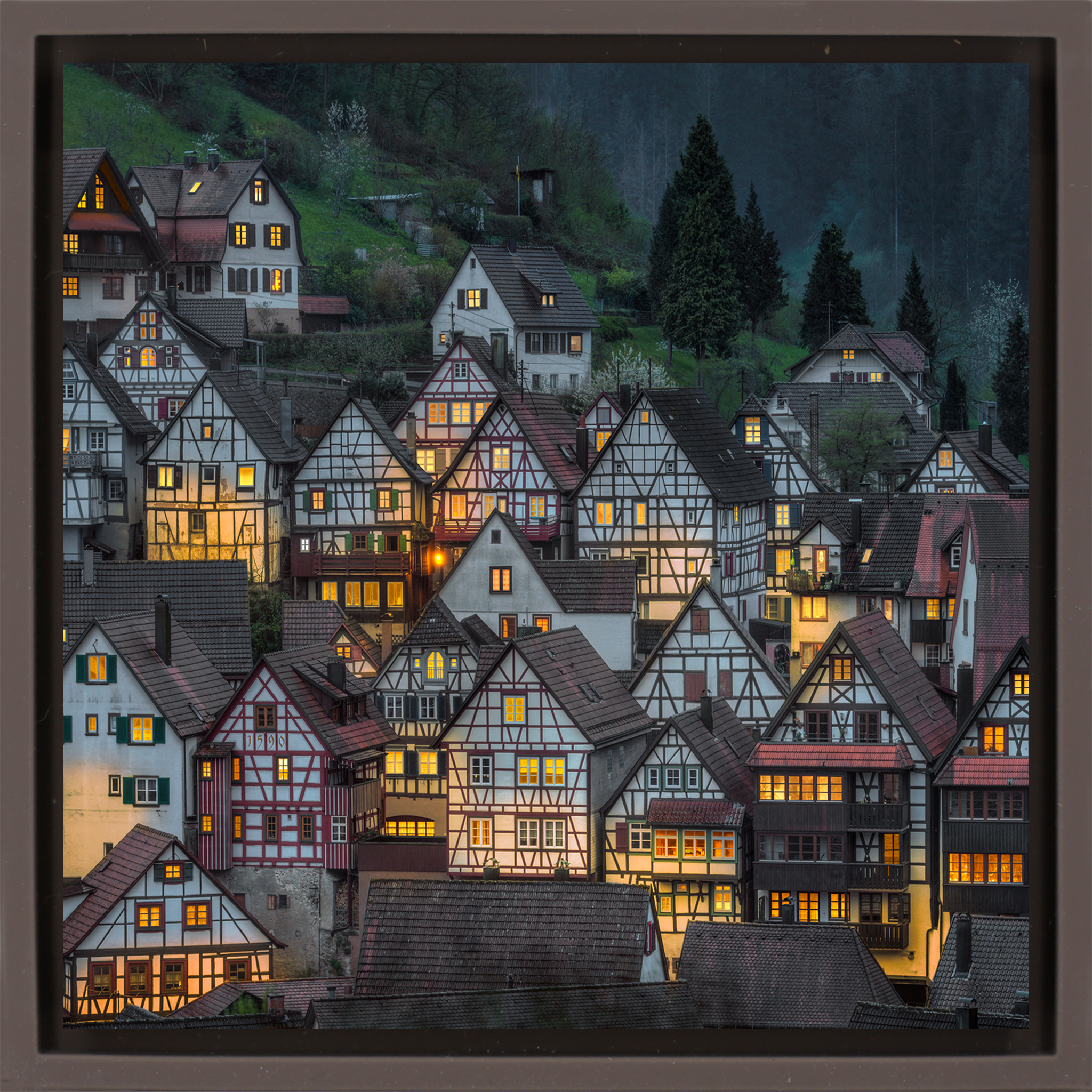 Schiltach- Brown Wrapp