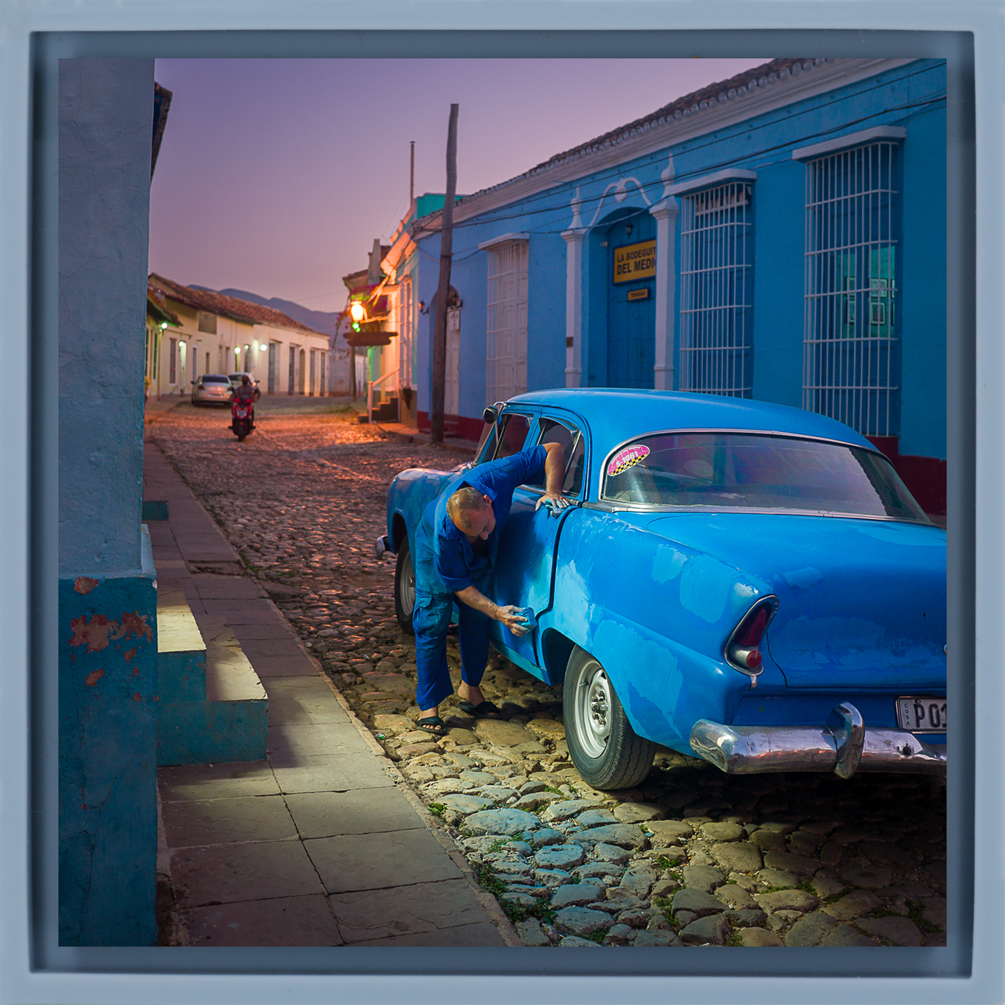 Classic Car Repair - Light Blue Wrapp