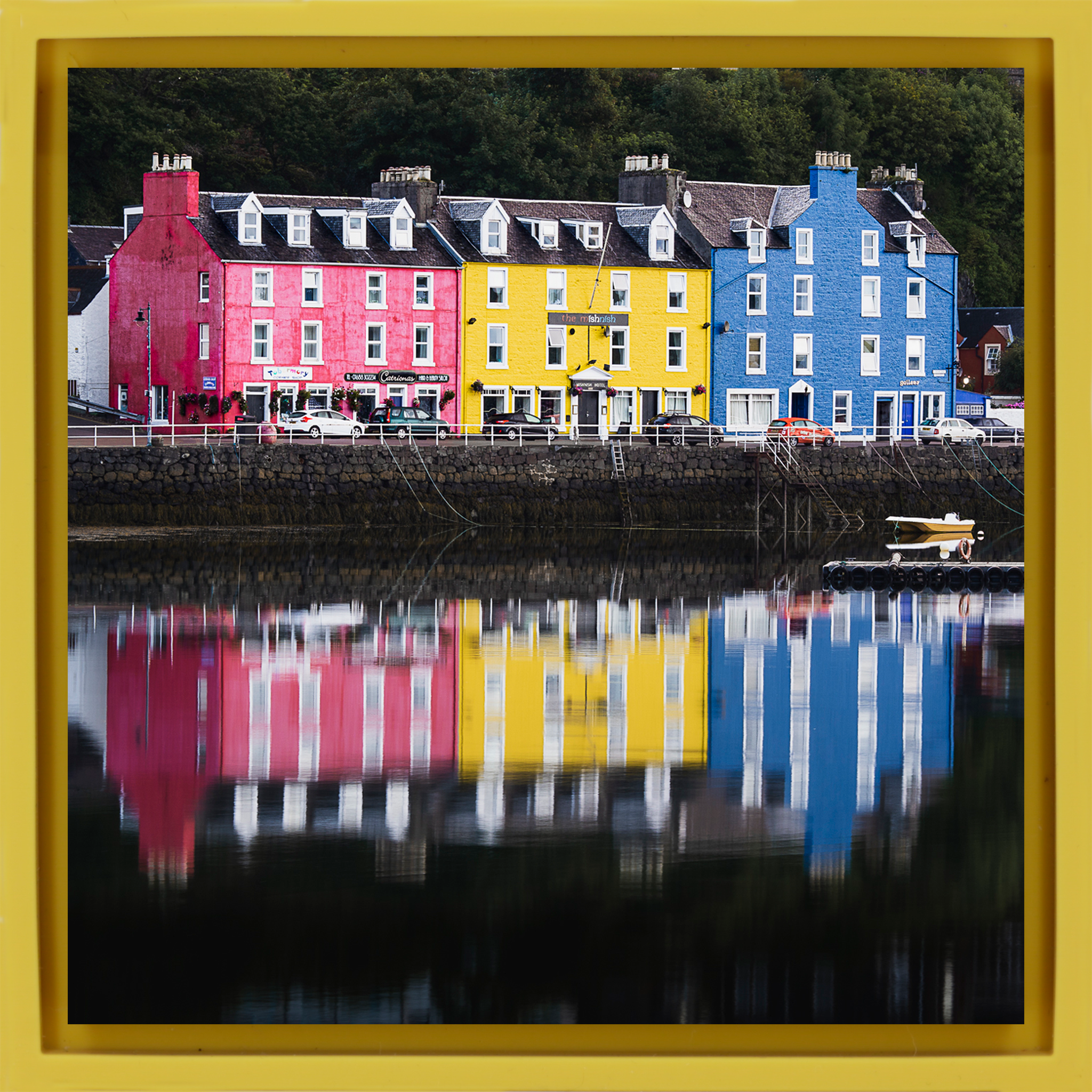Gllomy Day in Tobermory- Yellow Wrapp