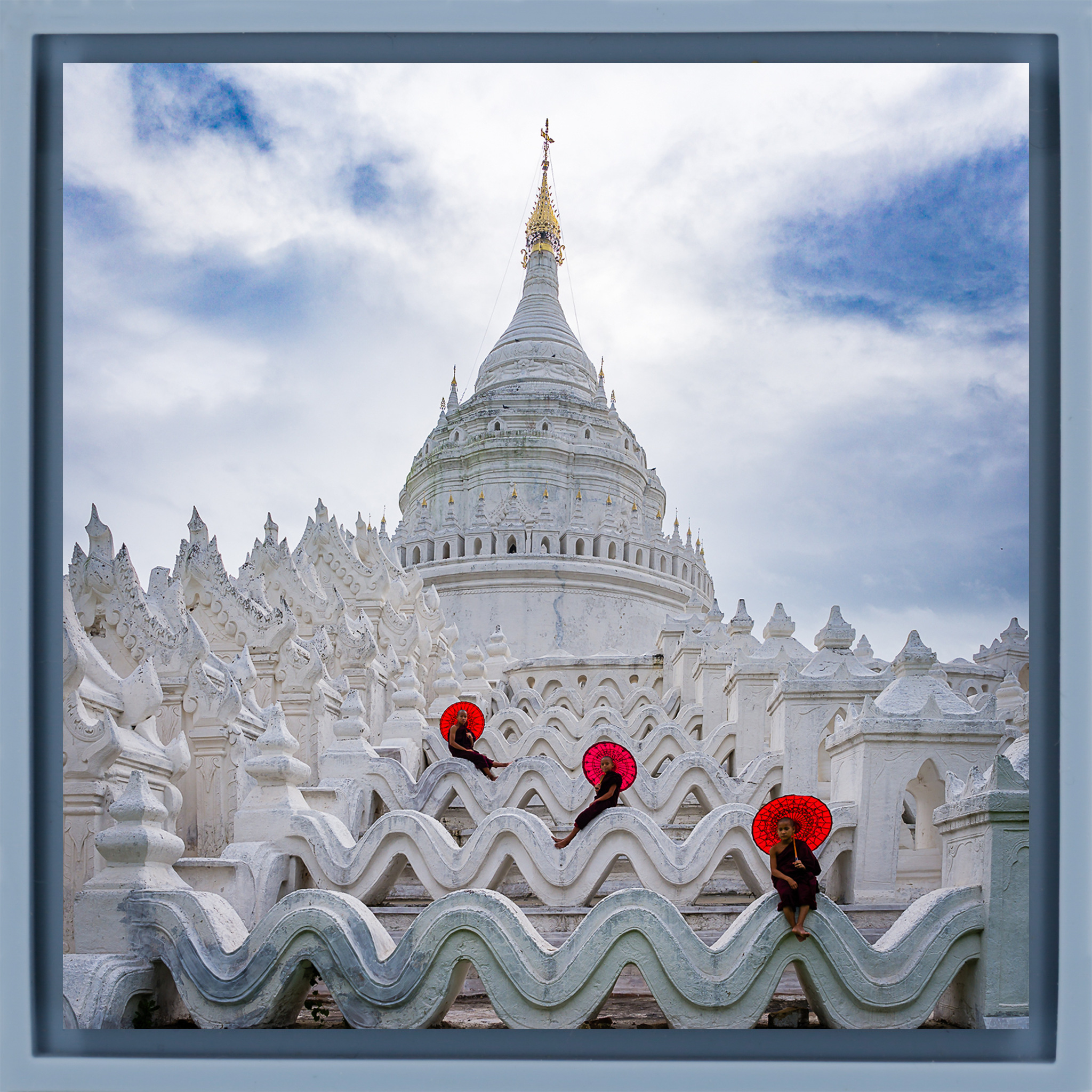 Hsinbyume Pagoda - Light Blue Wrapp
