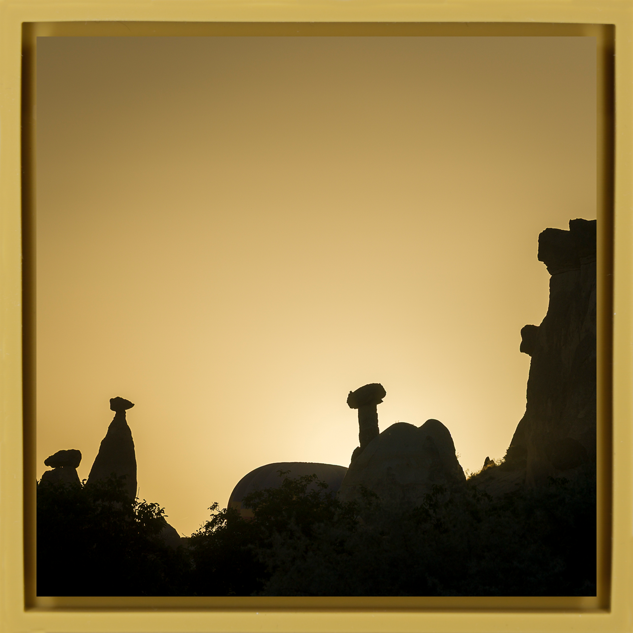 Cappadocian Silhouettes - Okergele Wrapp