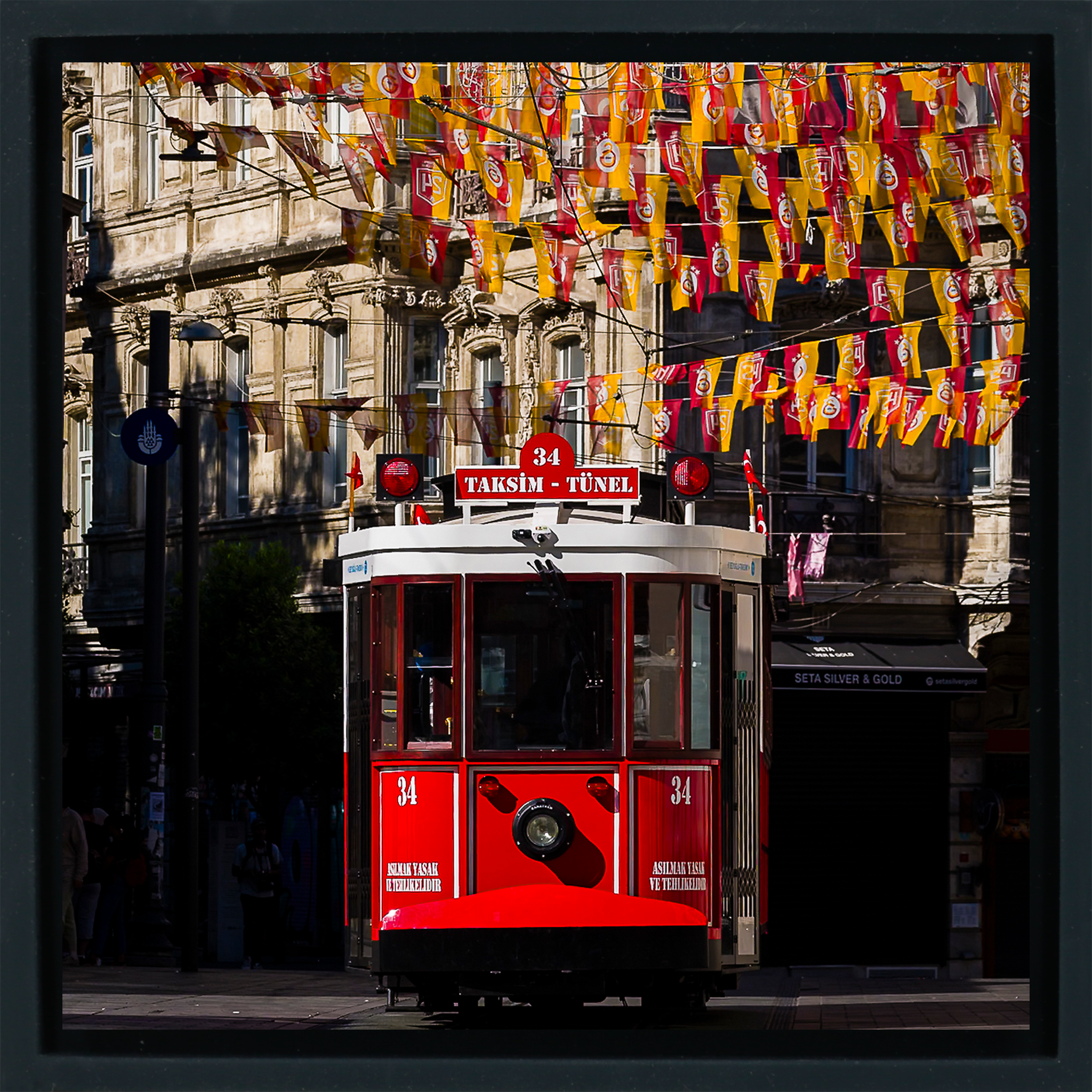 Istiklal Nostalgia - Zwarte Wrapp