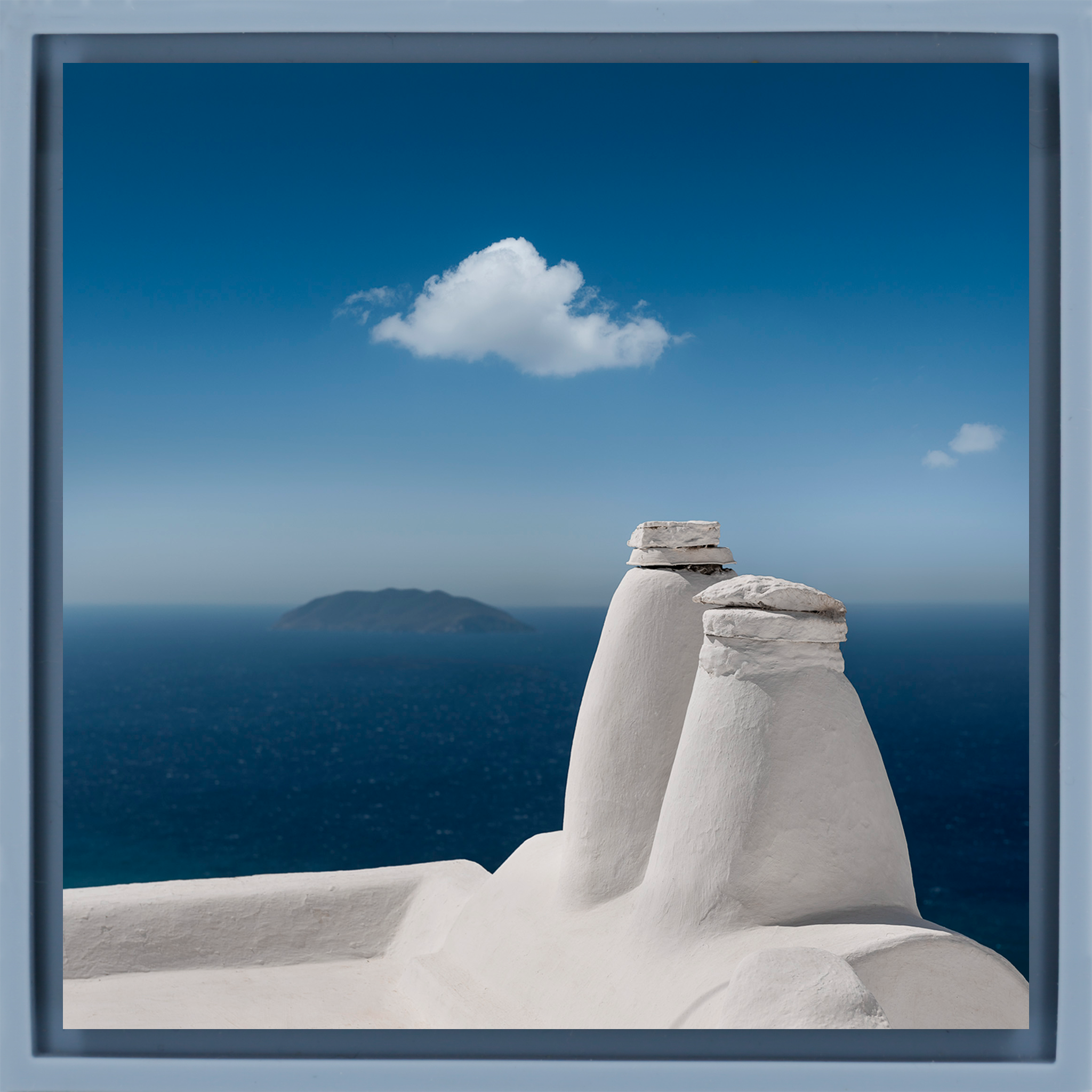 Anafi White Chimneys- Light Blue Wrapp