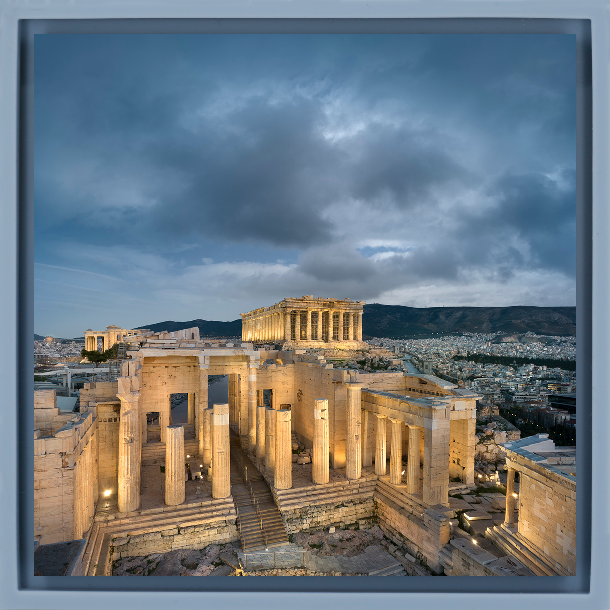 Twilight over the Propylaea - Lichtblauwe Wrapp
