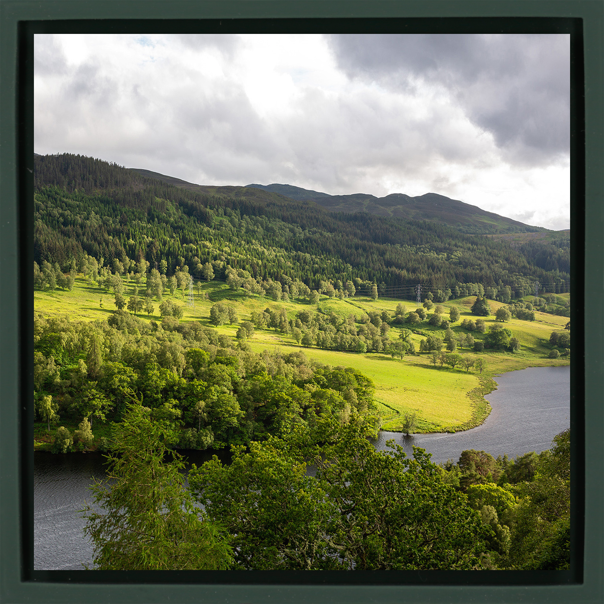 River Hill - Dark Green Wrapp