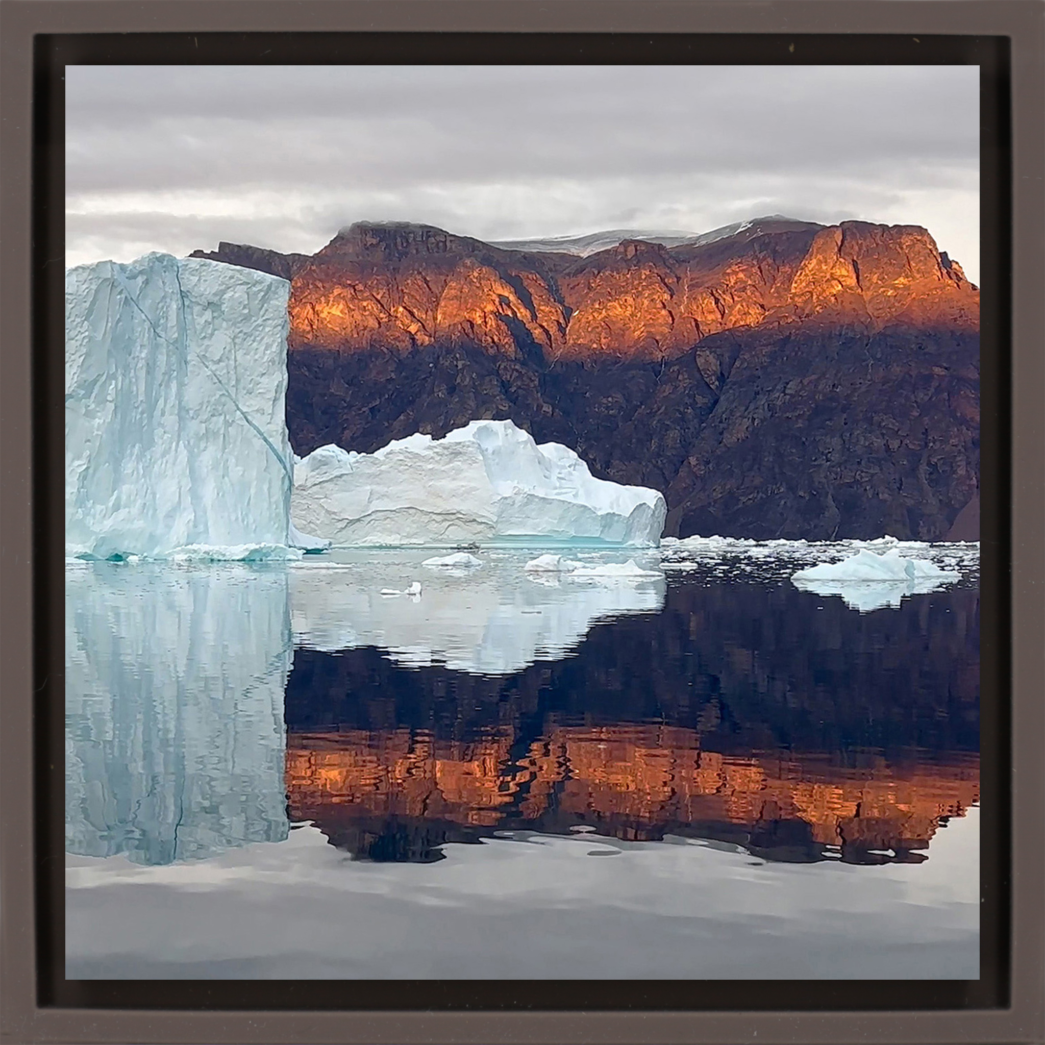 Sunny Rock - Brown Wrap