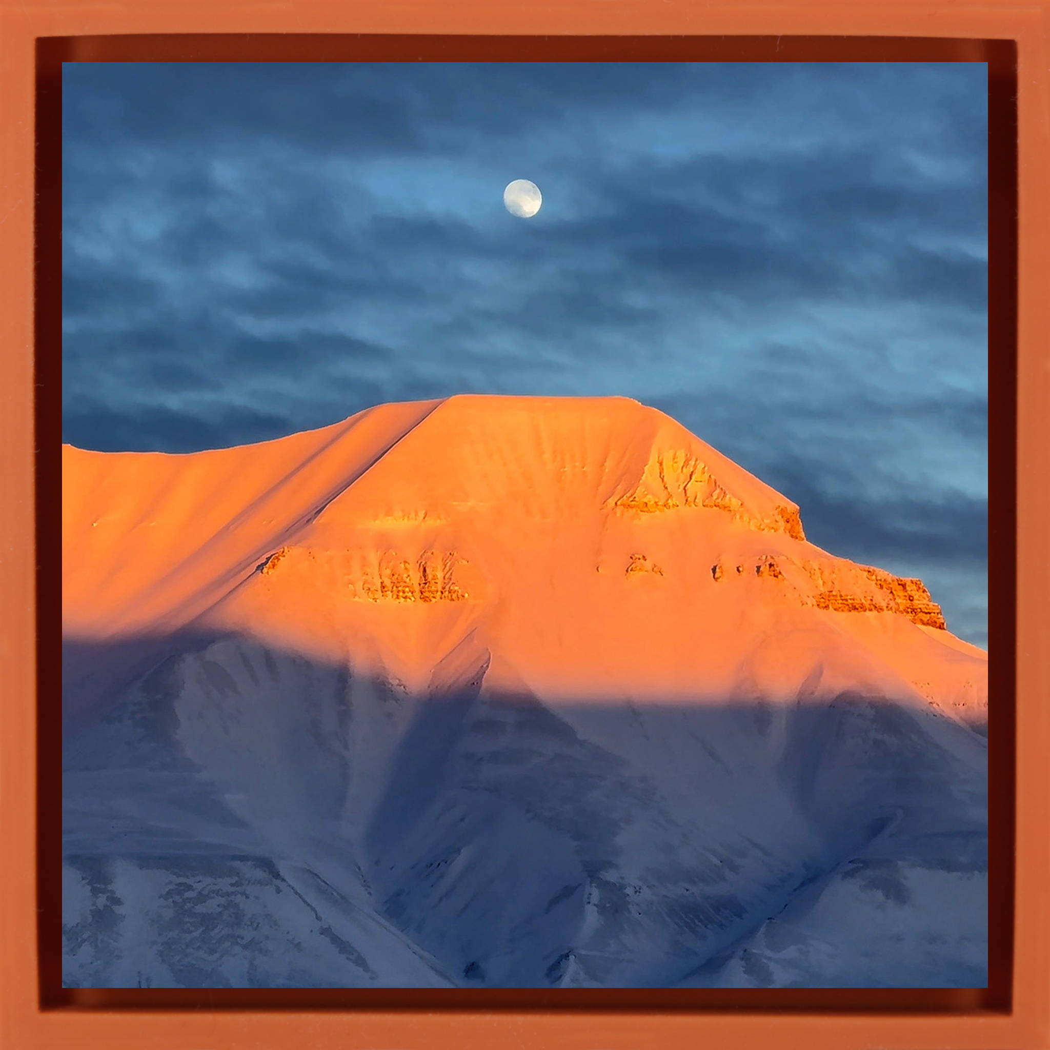 Mountain Sun - Orange Wrapp