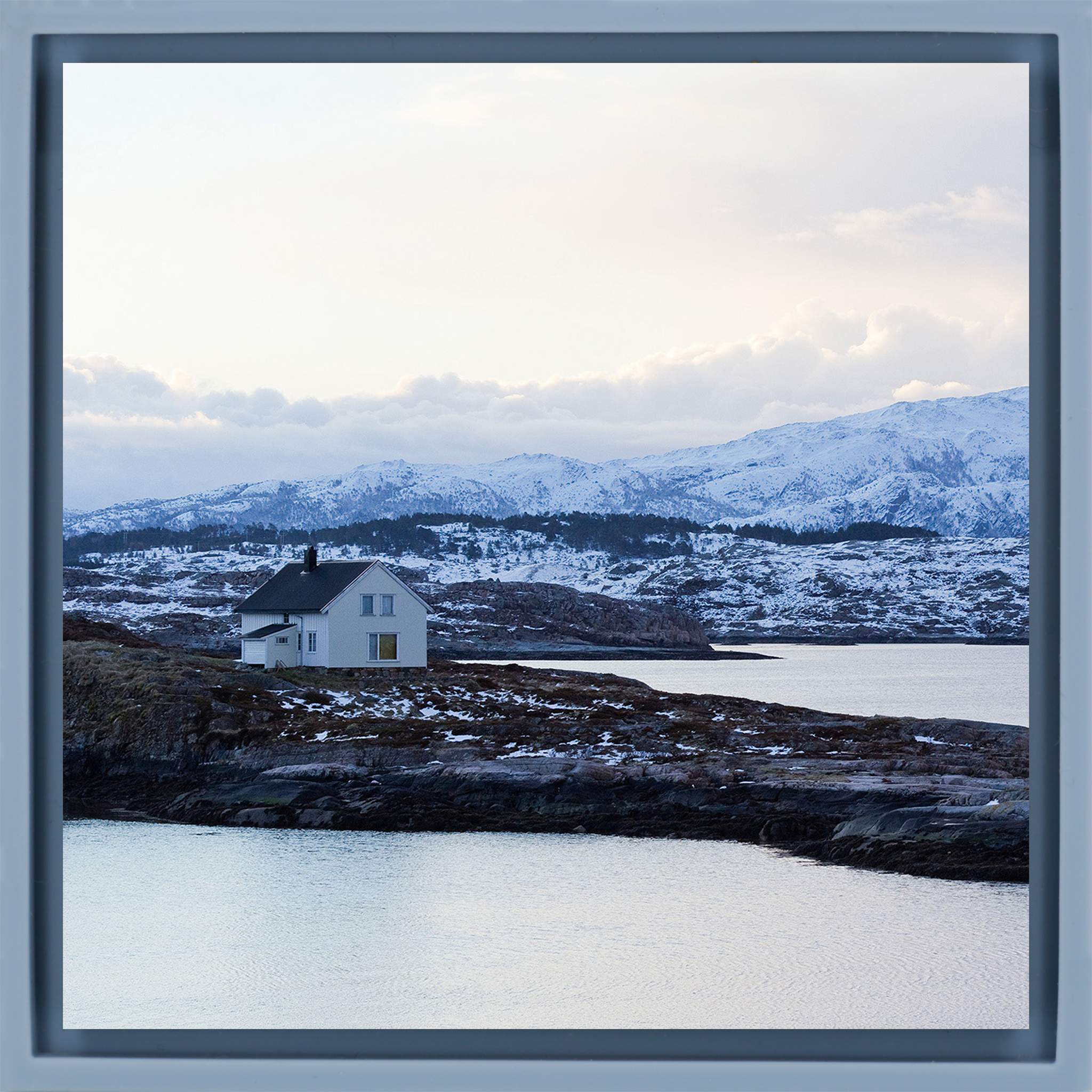 Lake House - Light Blue Wrapp