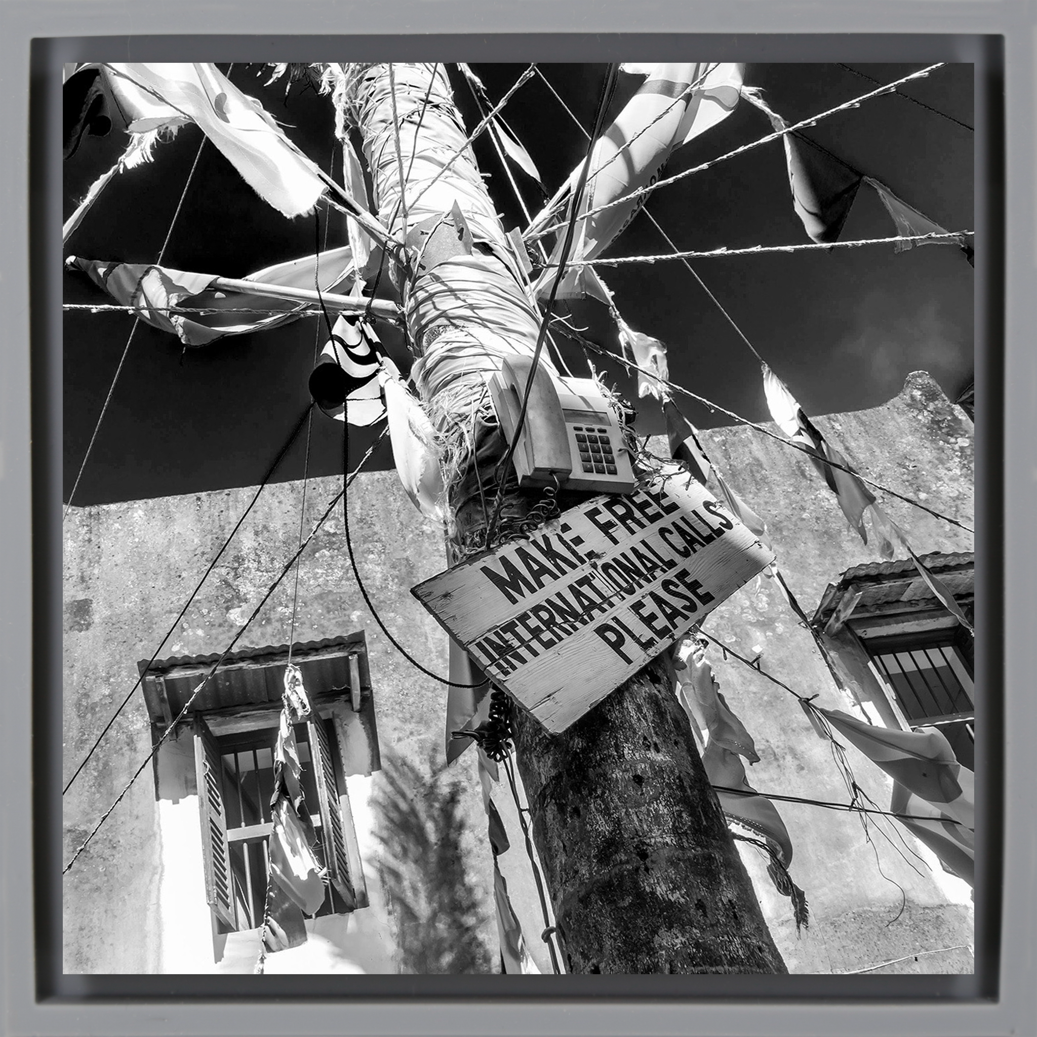 International Call - Grey Wrapp