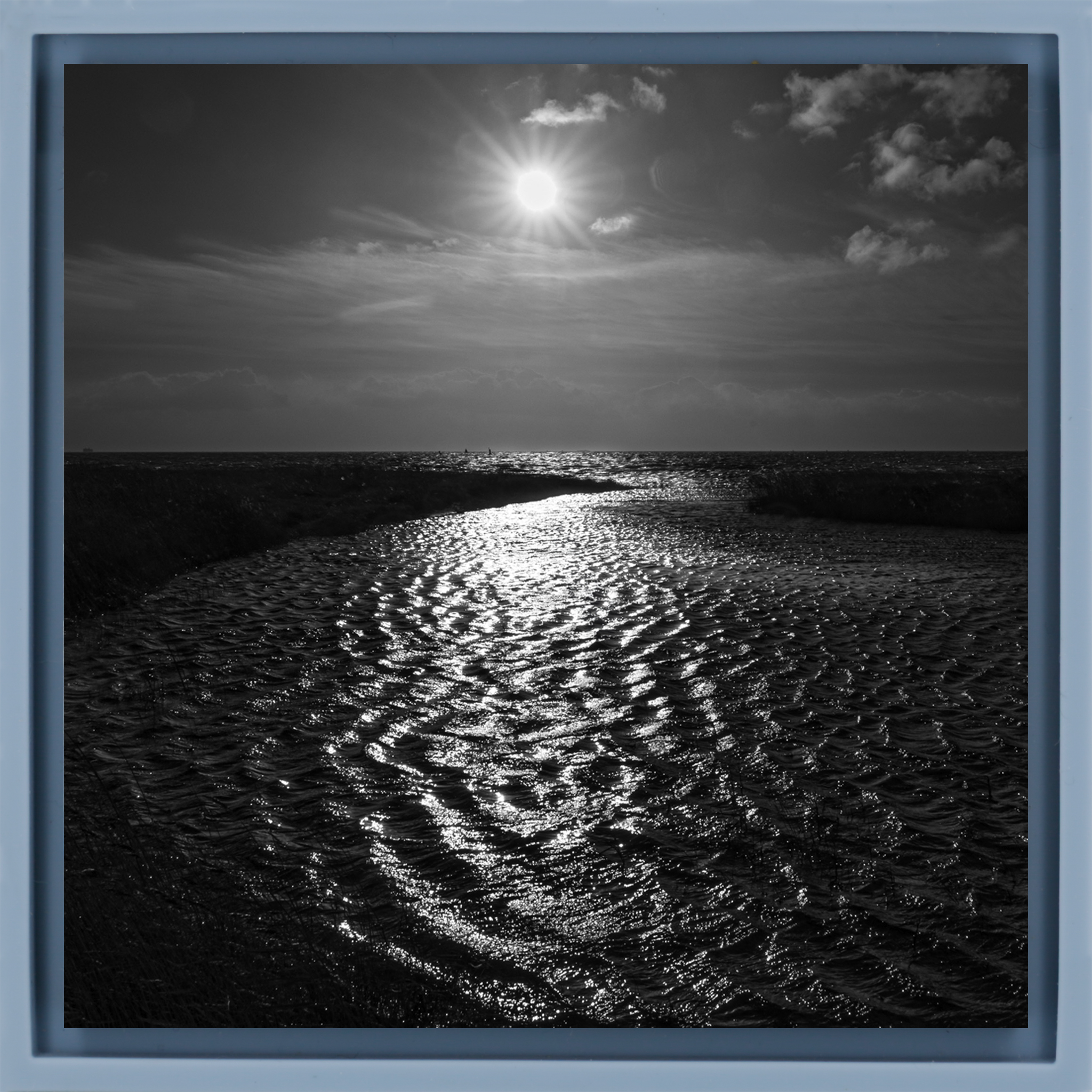 Voie navigable - Emballage bleu clair