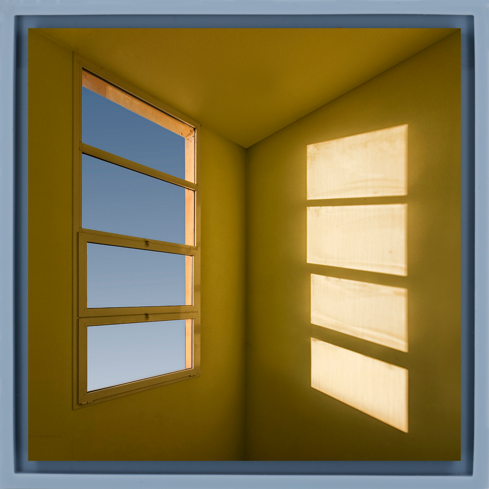 Yellow Corner- Light Blue Wrapp