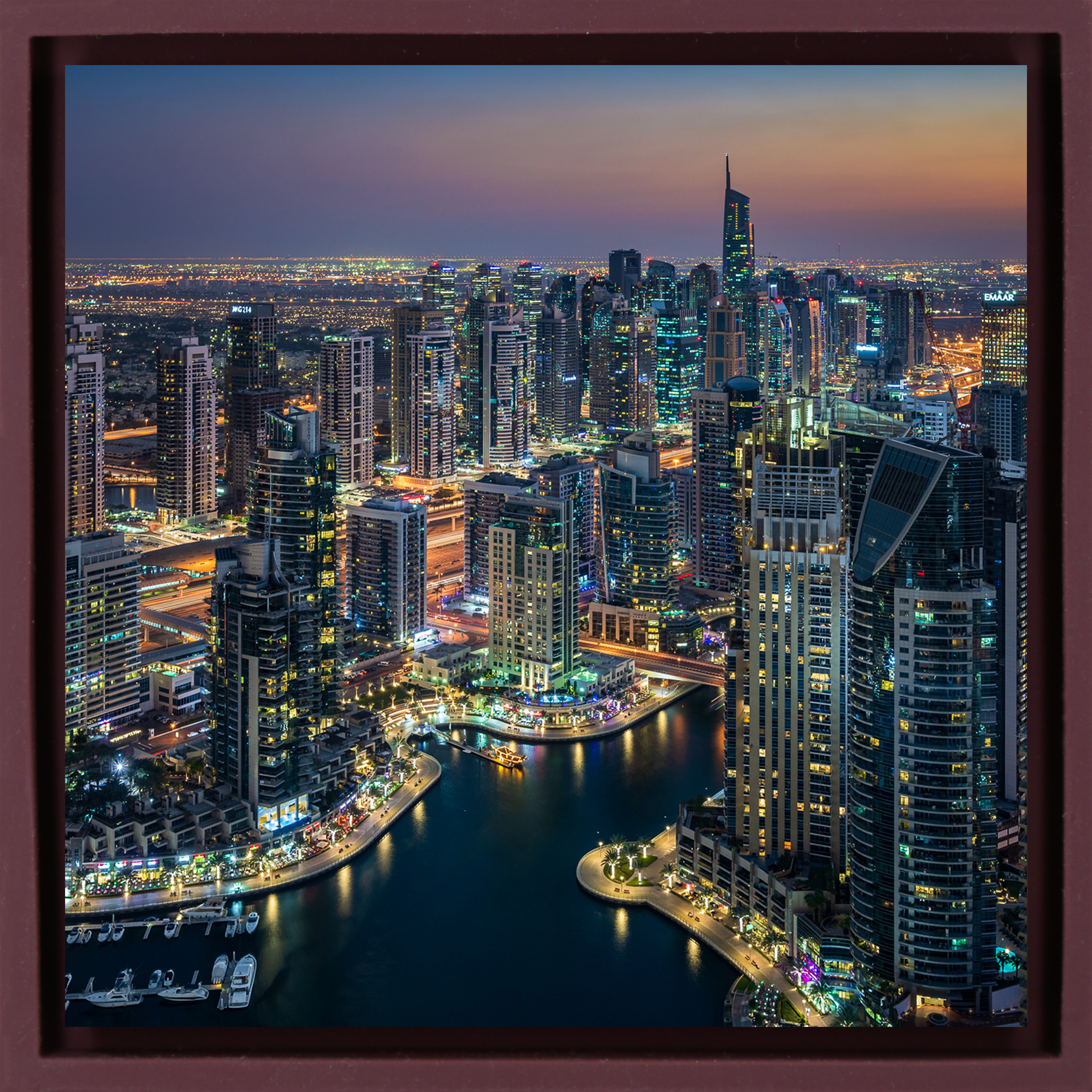 Dubai Marina - Paarse Wrapp