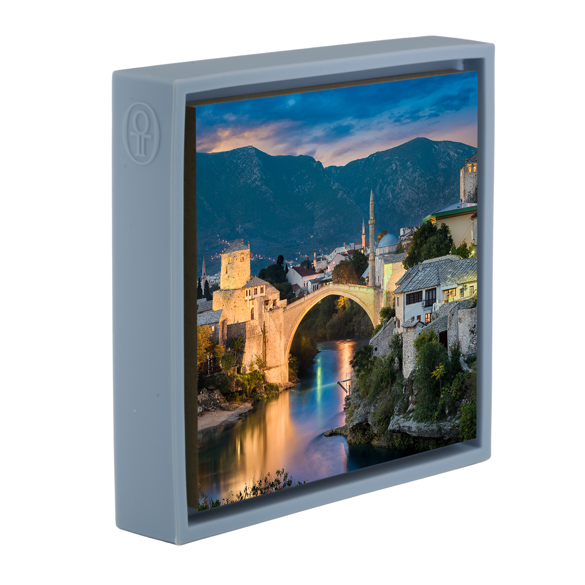Mostar Bridge – Hellblaue Verpackung