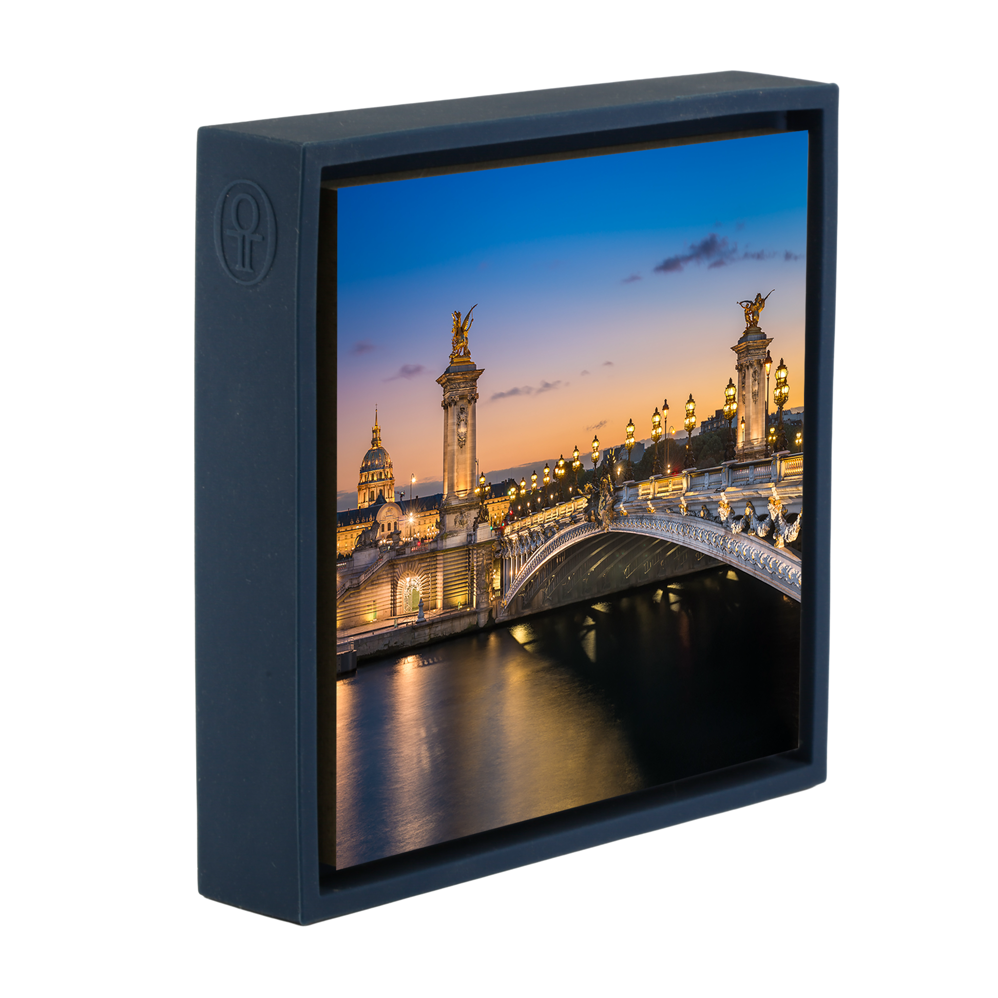 Alexandre III Bridge – Dunkelblaue Verpackung