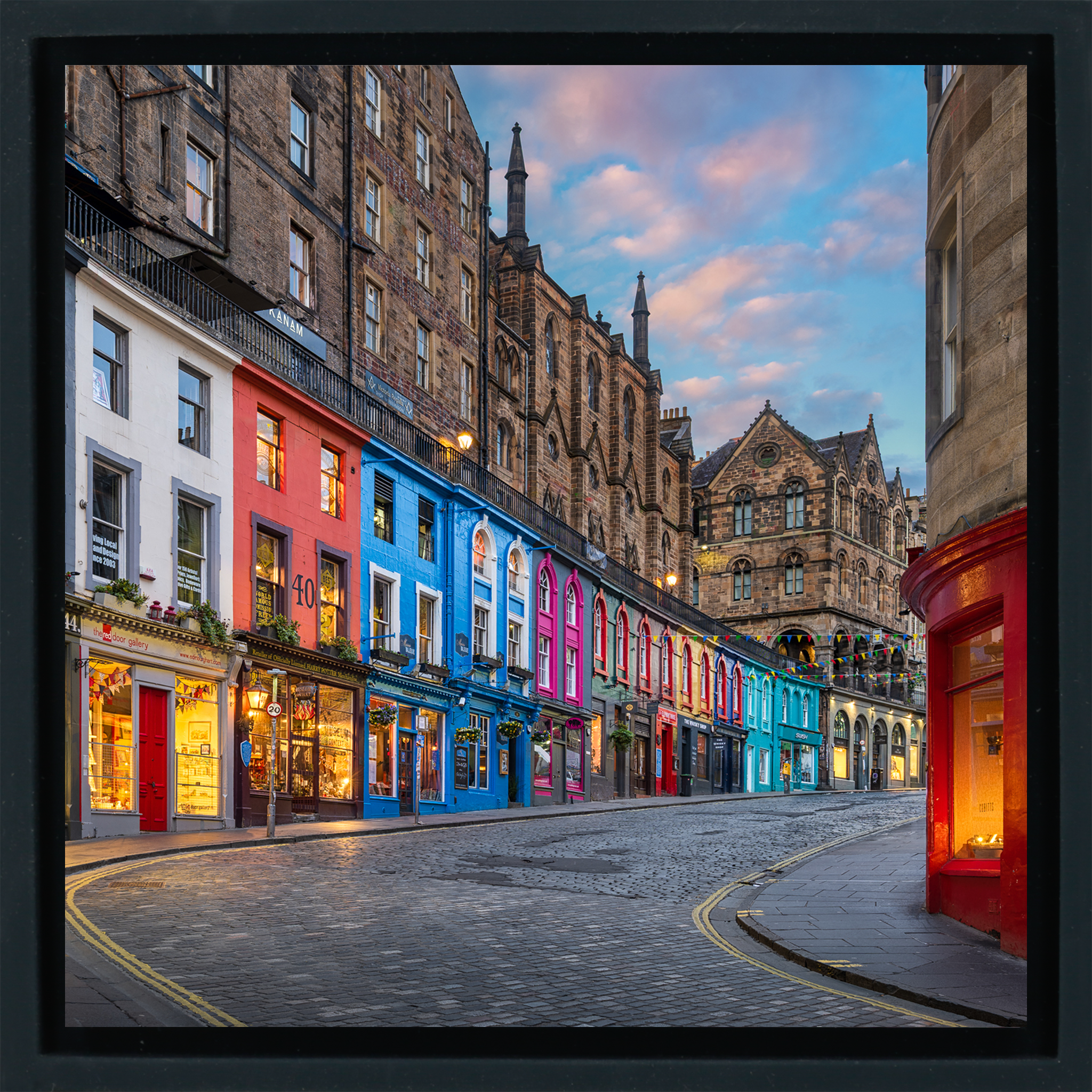 Victoria Street Edinburgh- Black Wrapp