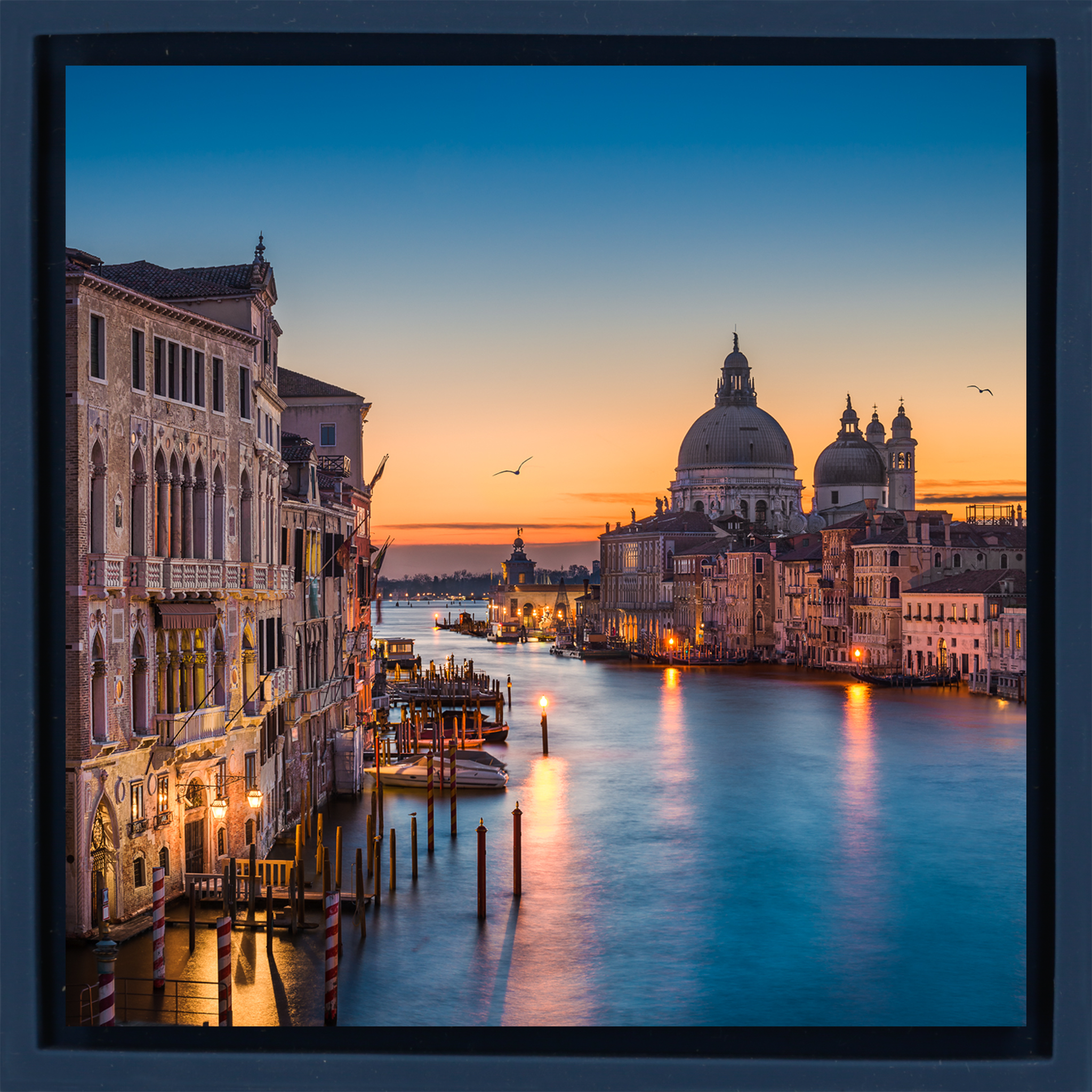 Sunrise at The Grand Canal - Donkerblauwe Wrapp