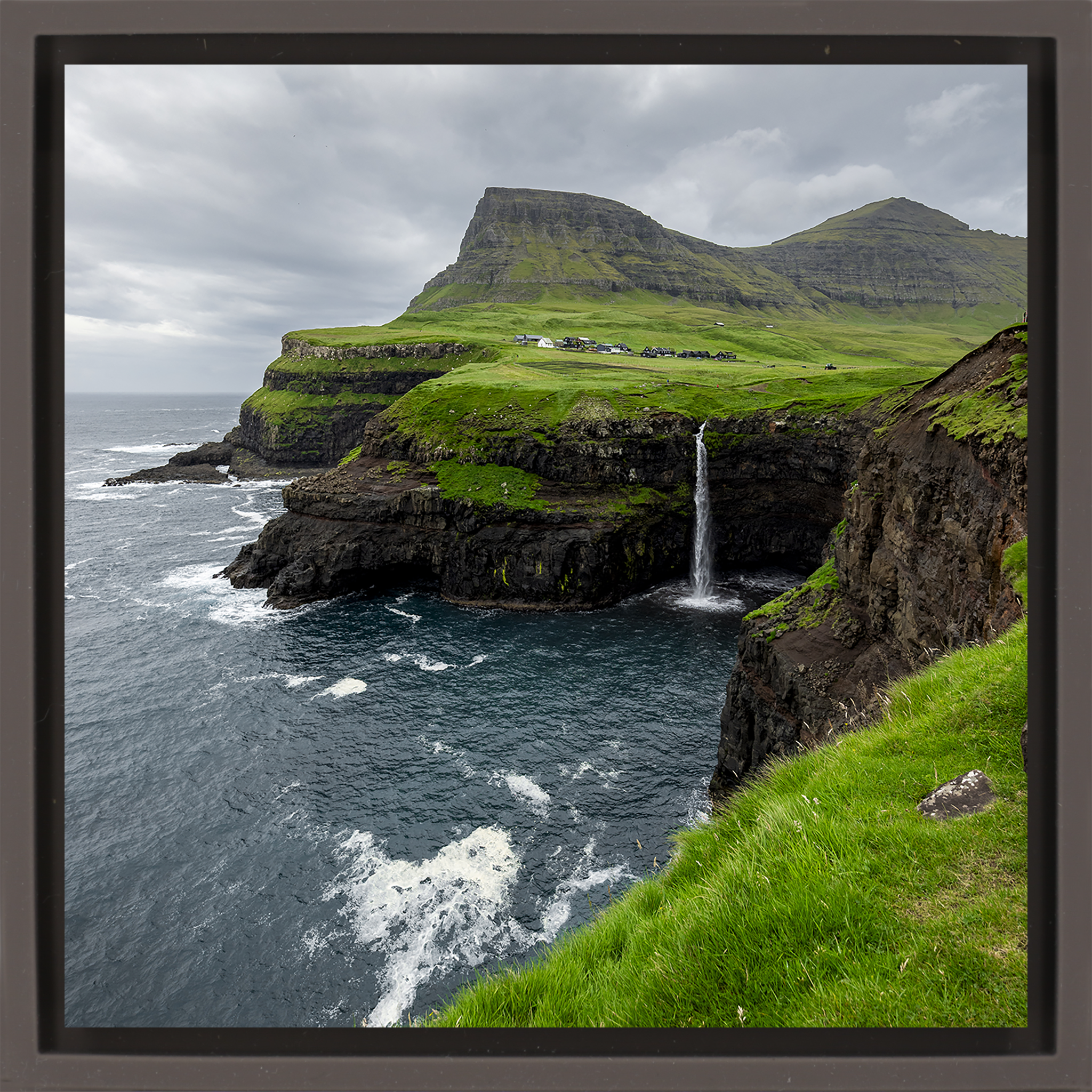 The Magic of Múlafossur- Brown Wrapp