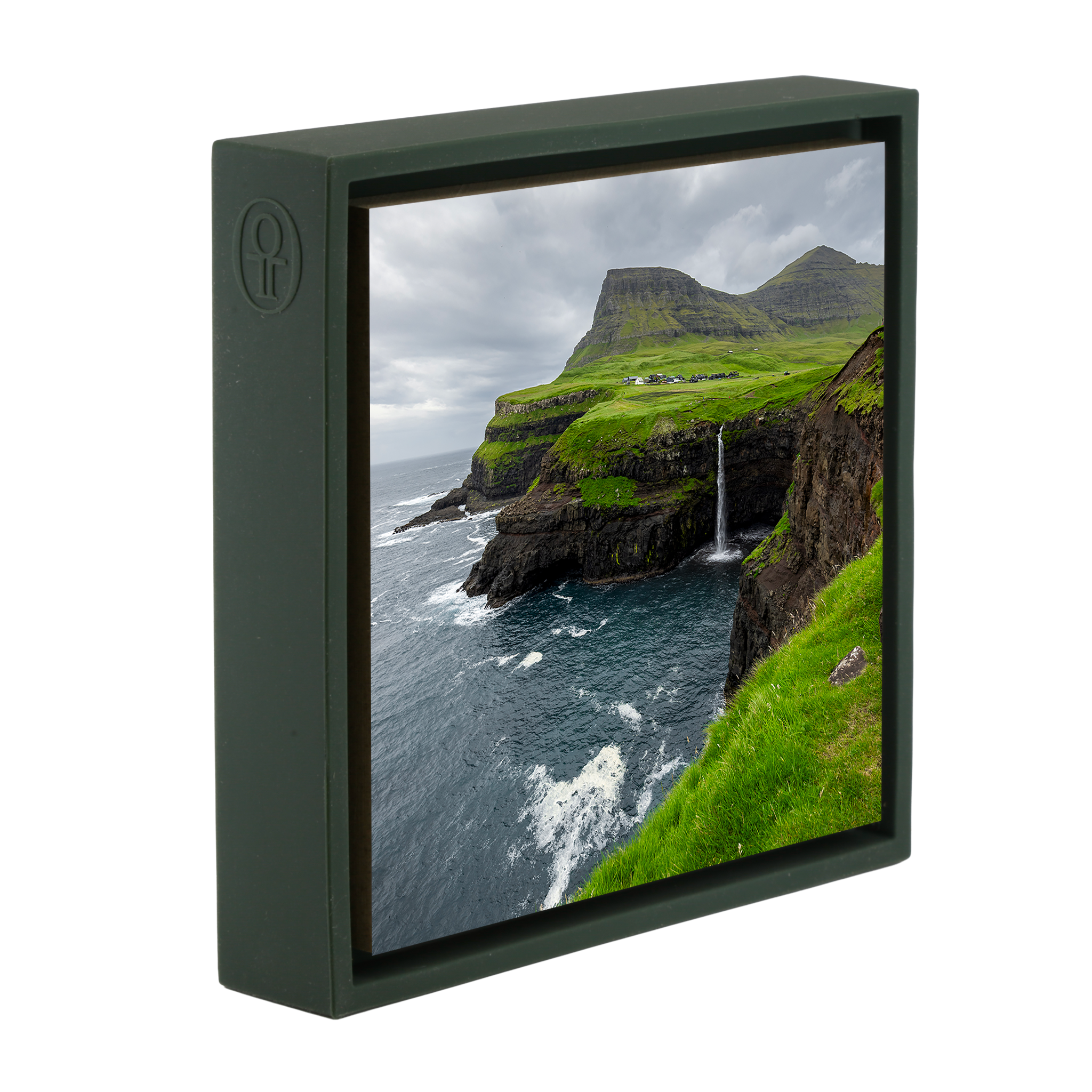 The Magic of Múlafossur- Dark Green Wrapp