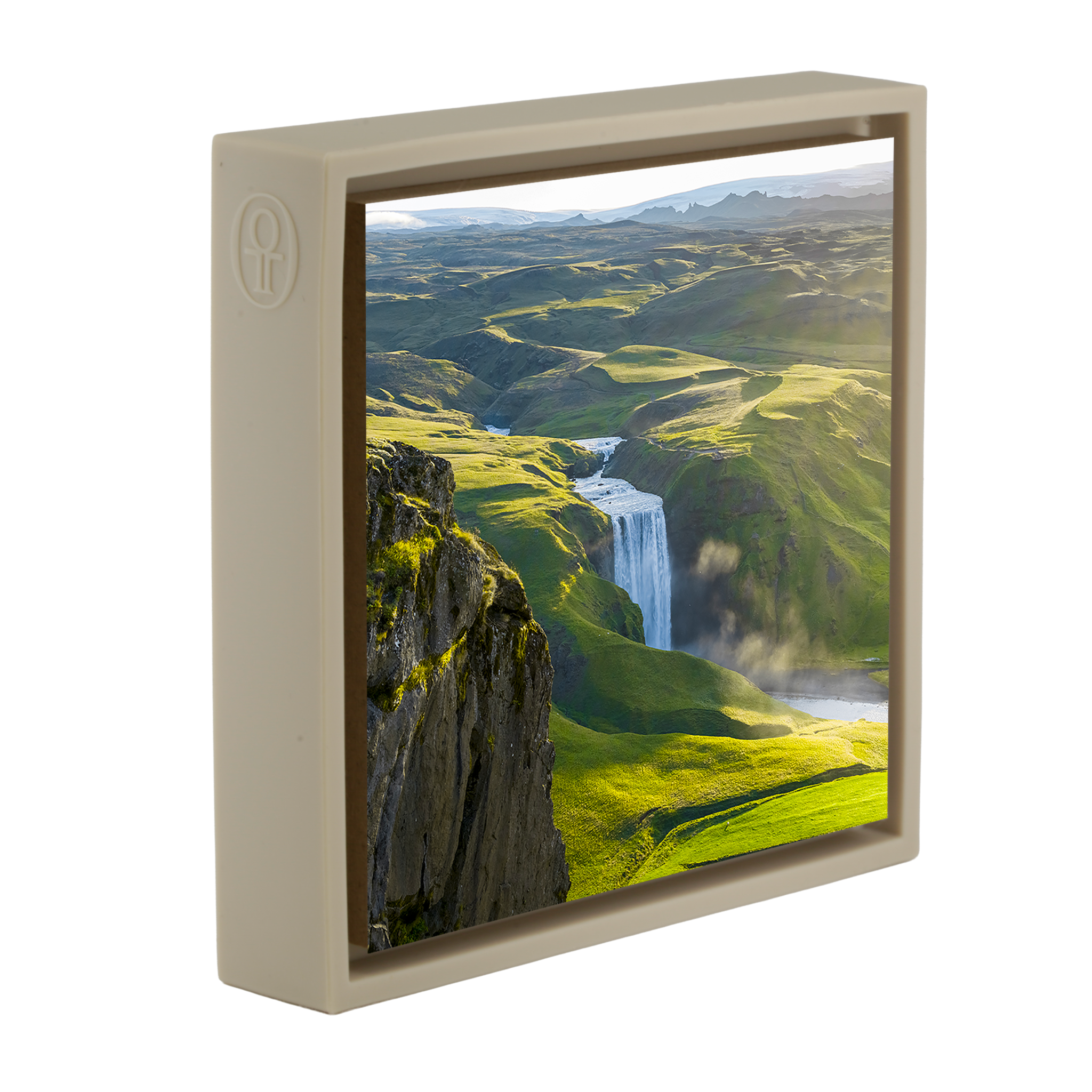 The Might of Skógafoss- Sand Wrapp