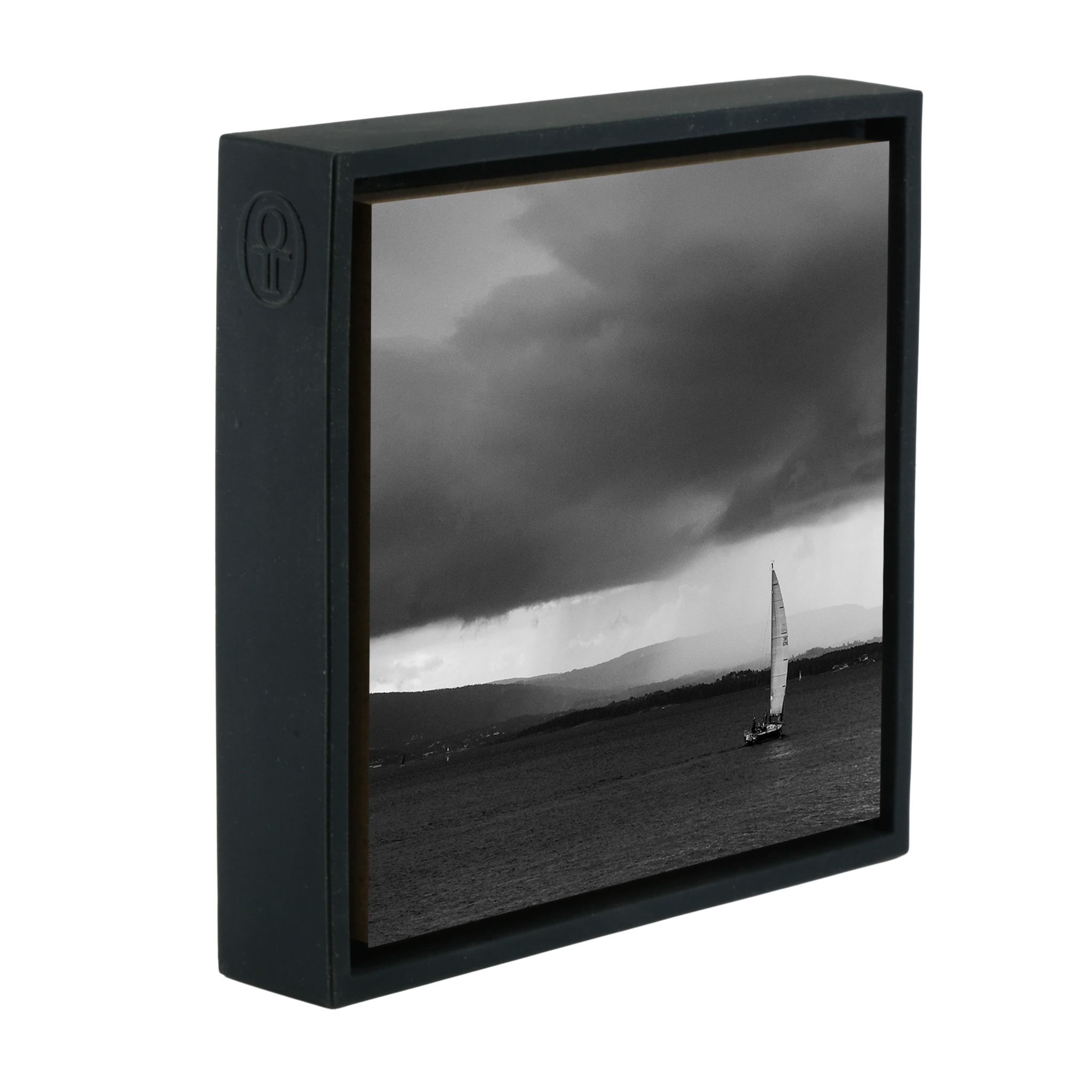 Dark Skies, Silent Sails - Zwarte Wrapp
