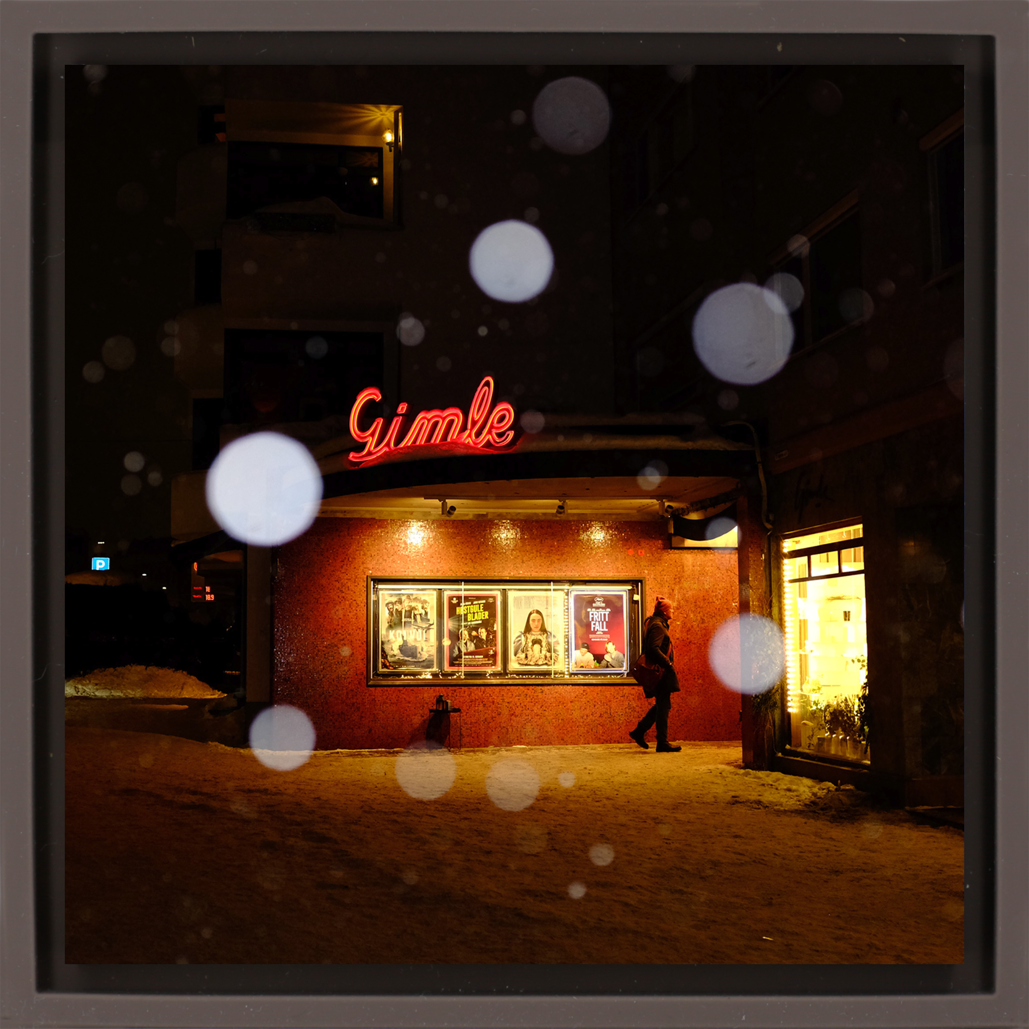 World Of Imagination- Brown Wrapp