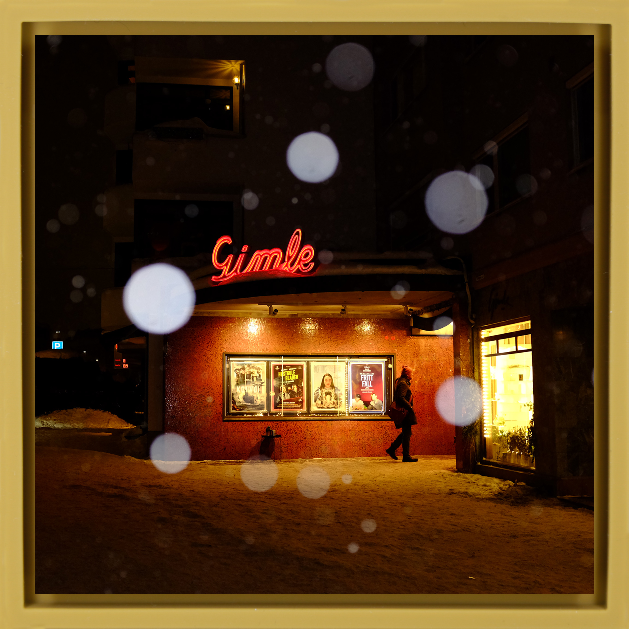 World Of Imagination- Ochre Wrapp