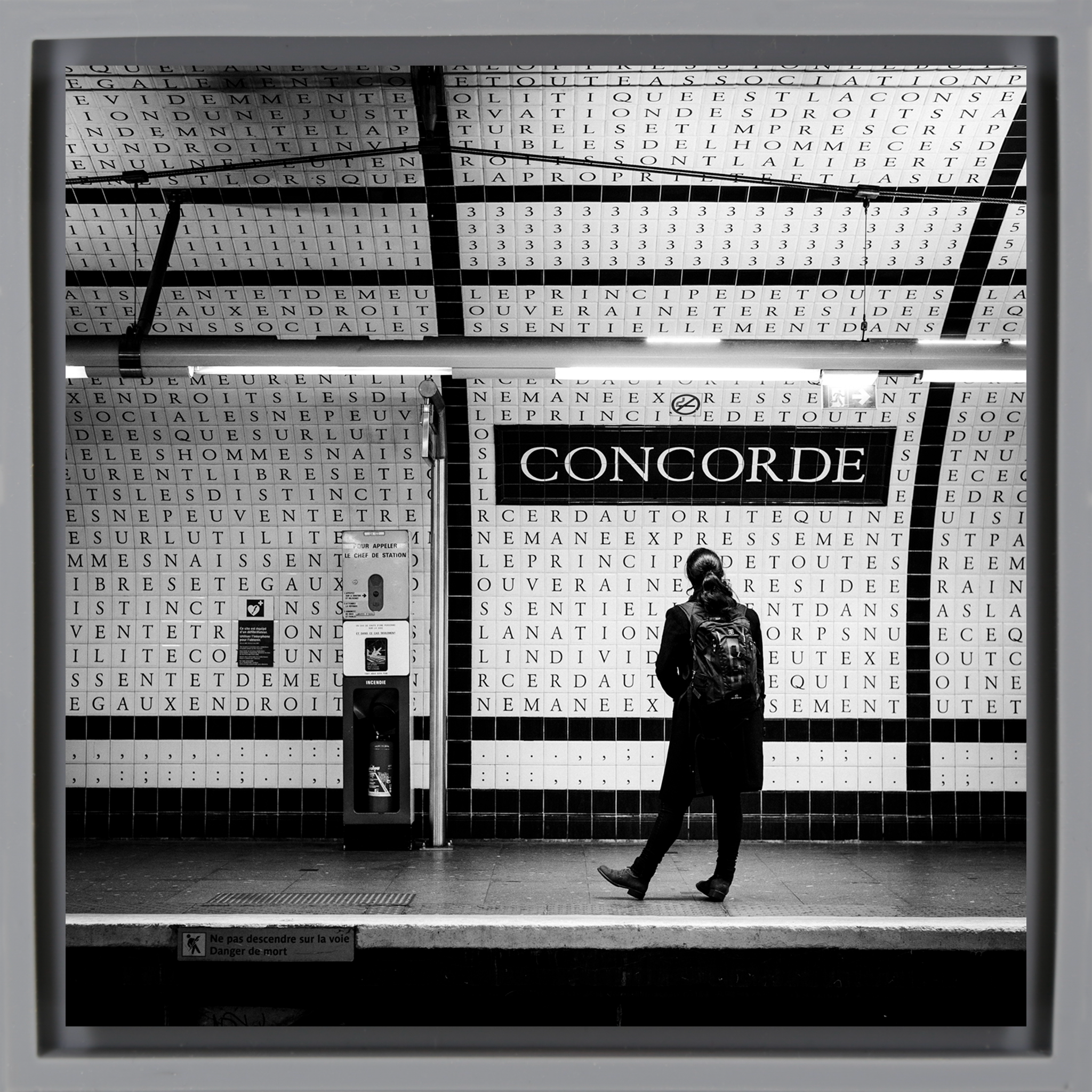 Paris Metro- Grey Wrapp