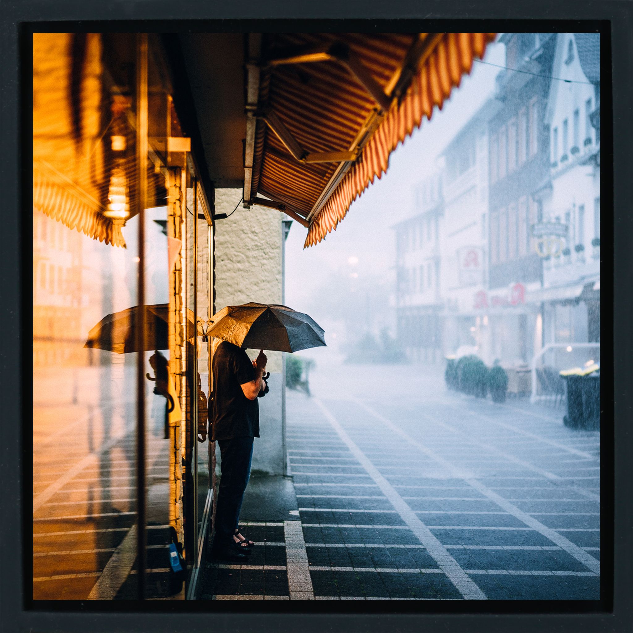 Averse d'été - Enveloppe noire