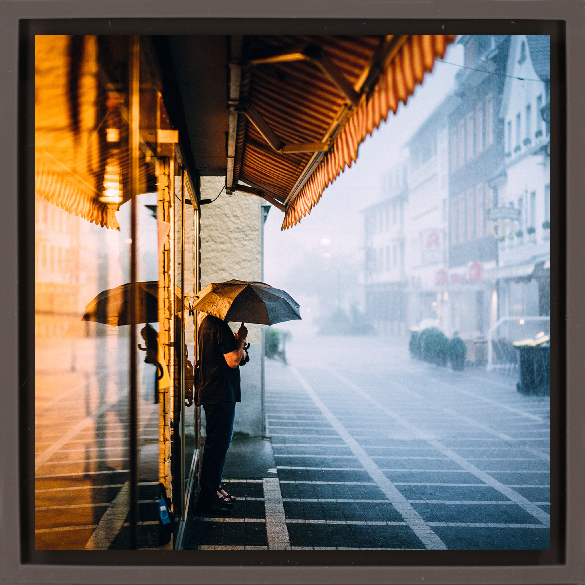 Summer Shower- Brown Wrapp