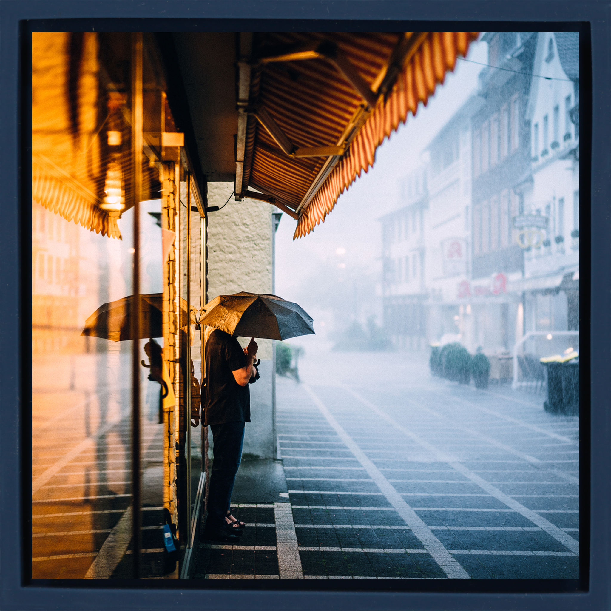 Sommerregen – Dunkelblaue Verpackung