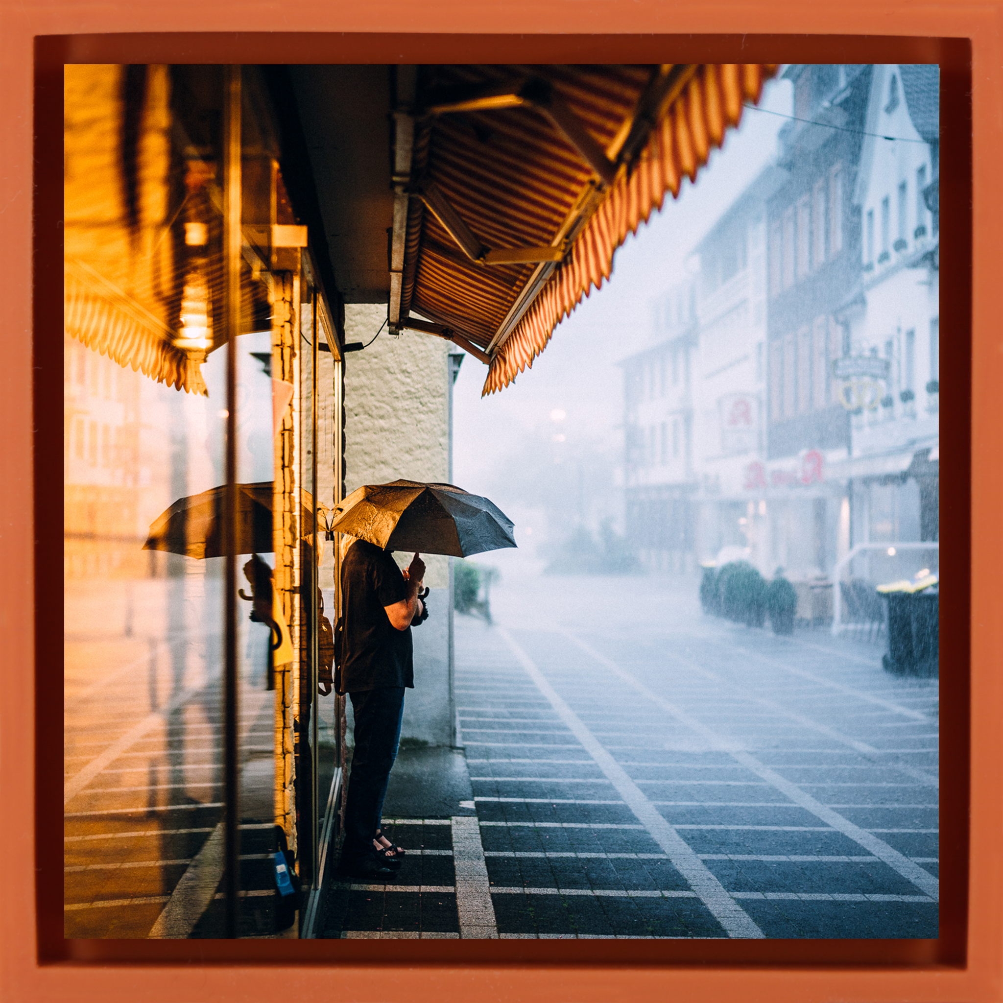 Summer Shower- Orange Wrapp