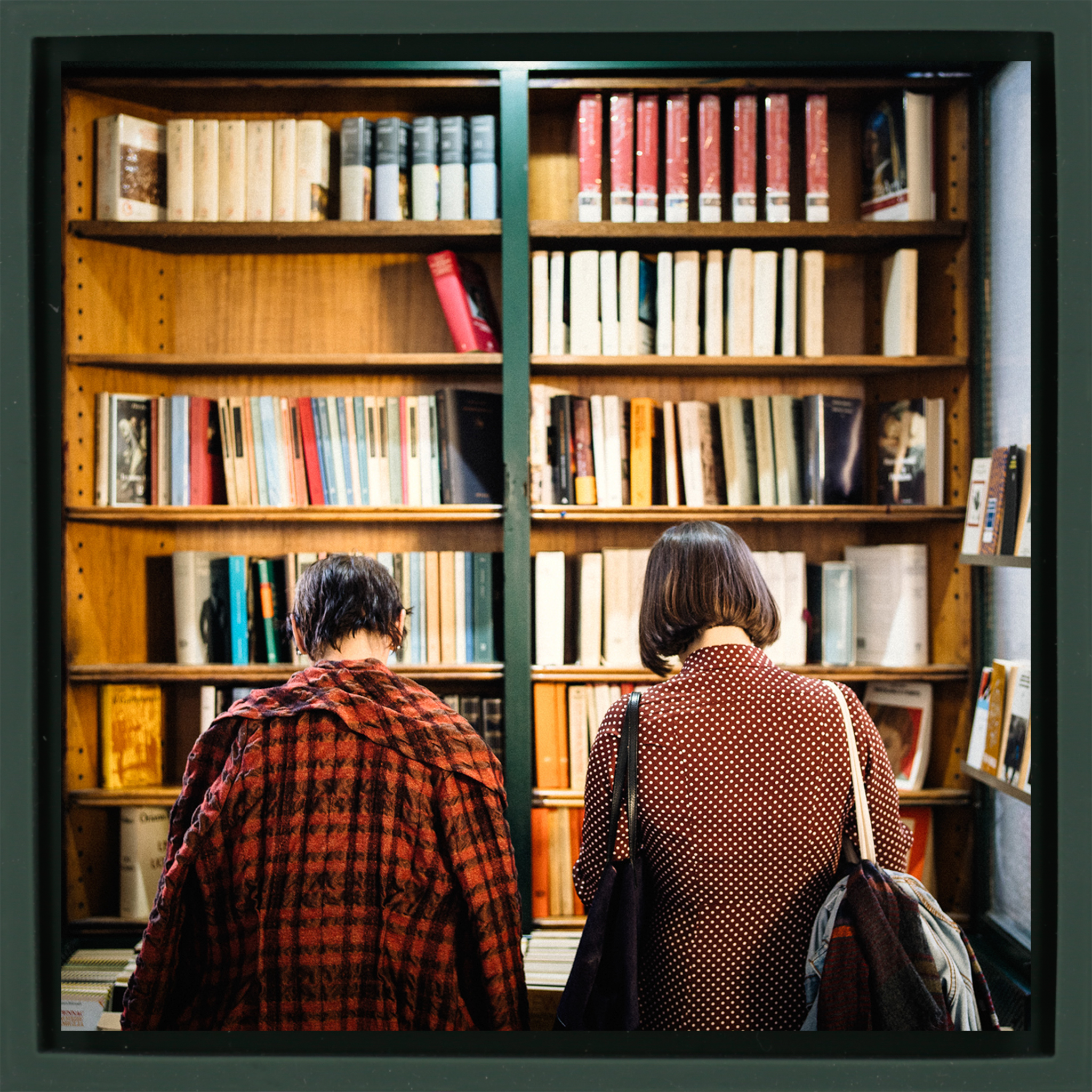 Browsing- Dark Green Wrapp