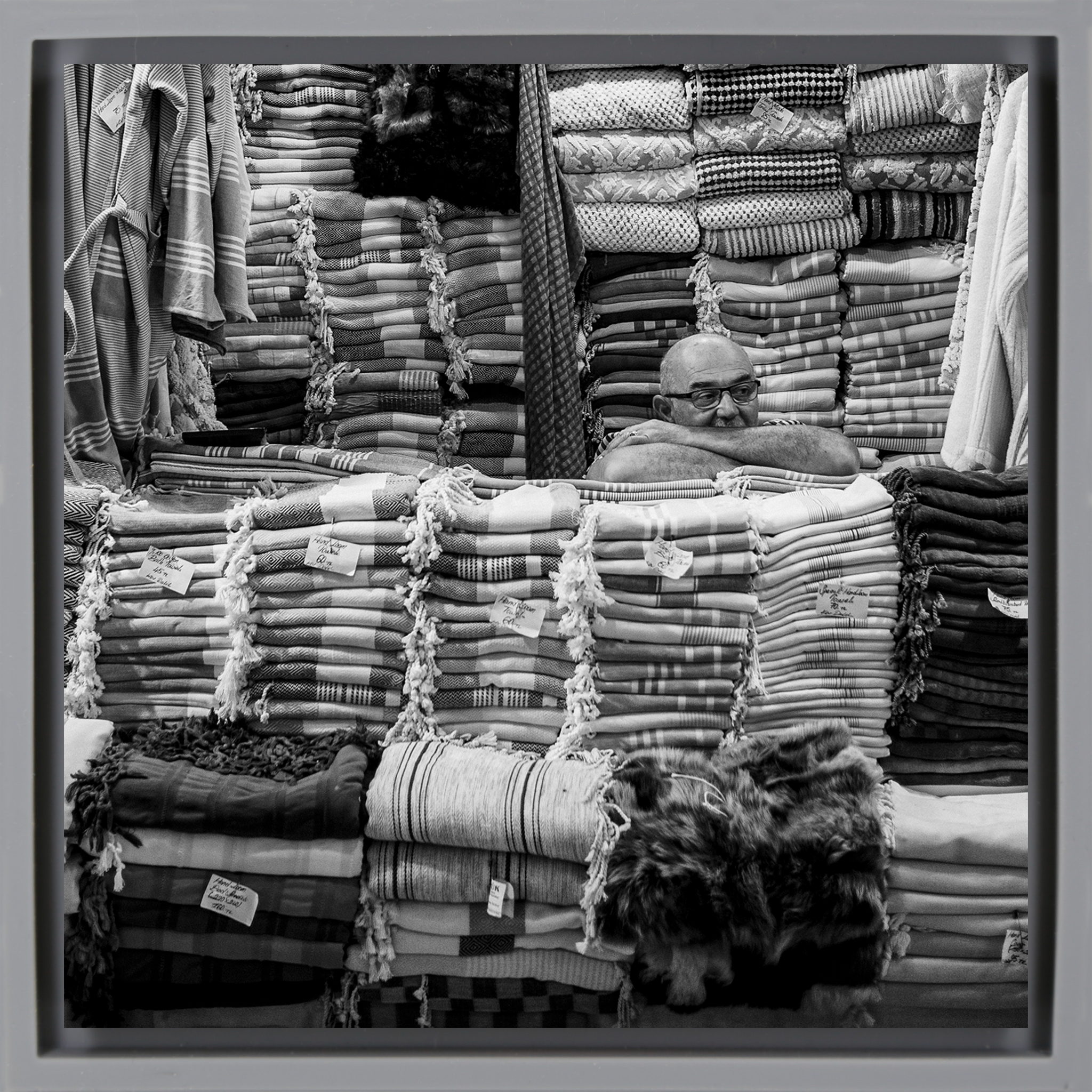 Quiet Day at the Market- Grey Wrapp