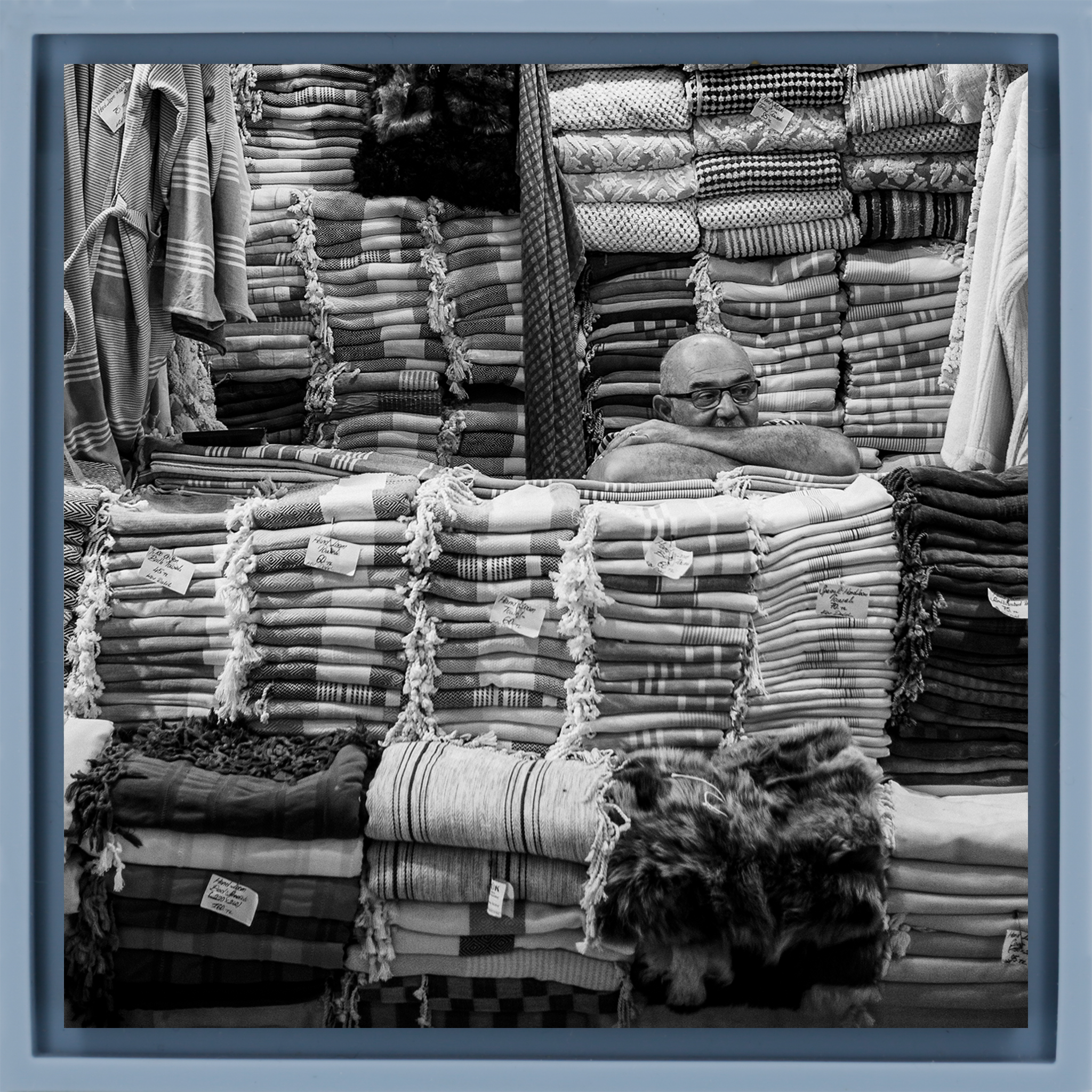 Quiet Day at the Market- Light Blue Wrapp