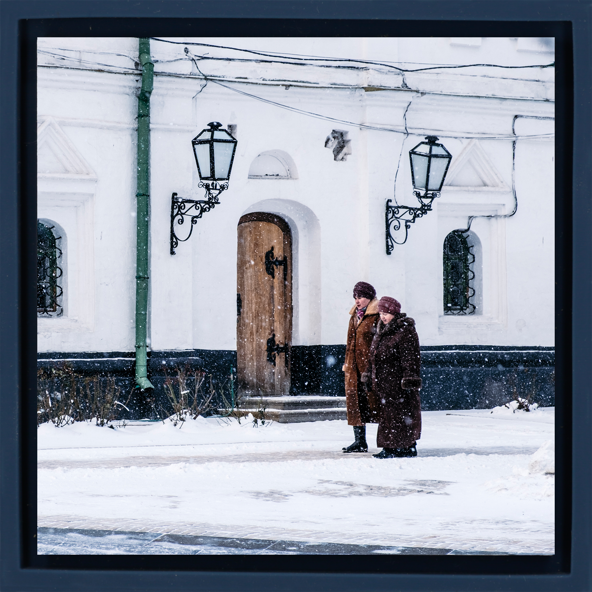 Winter Wander- Dark Blue Wrapp