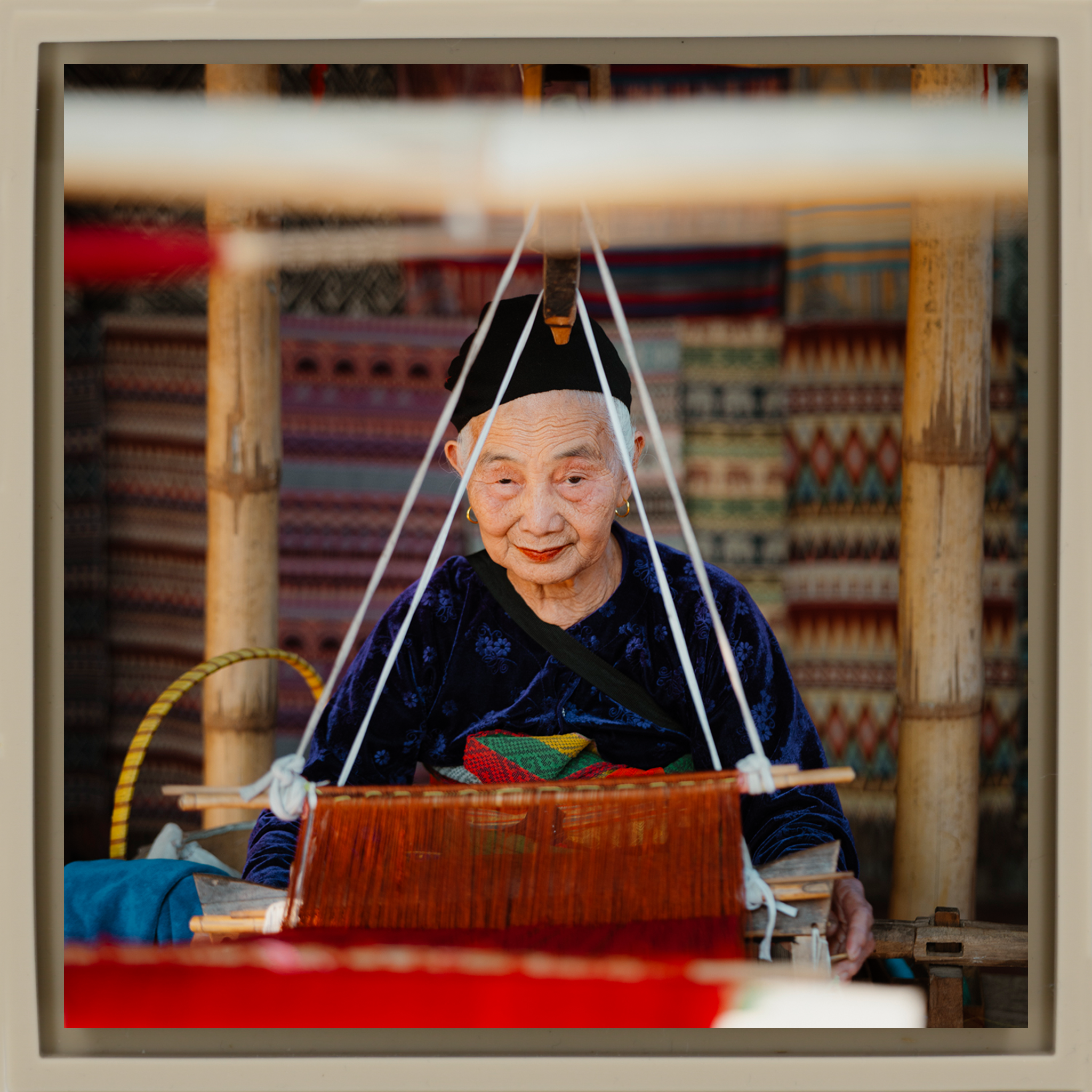 The Handloom- Sand Wrapp