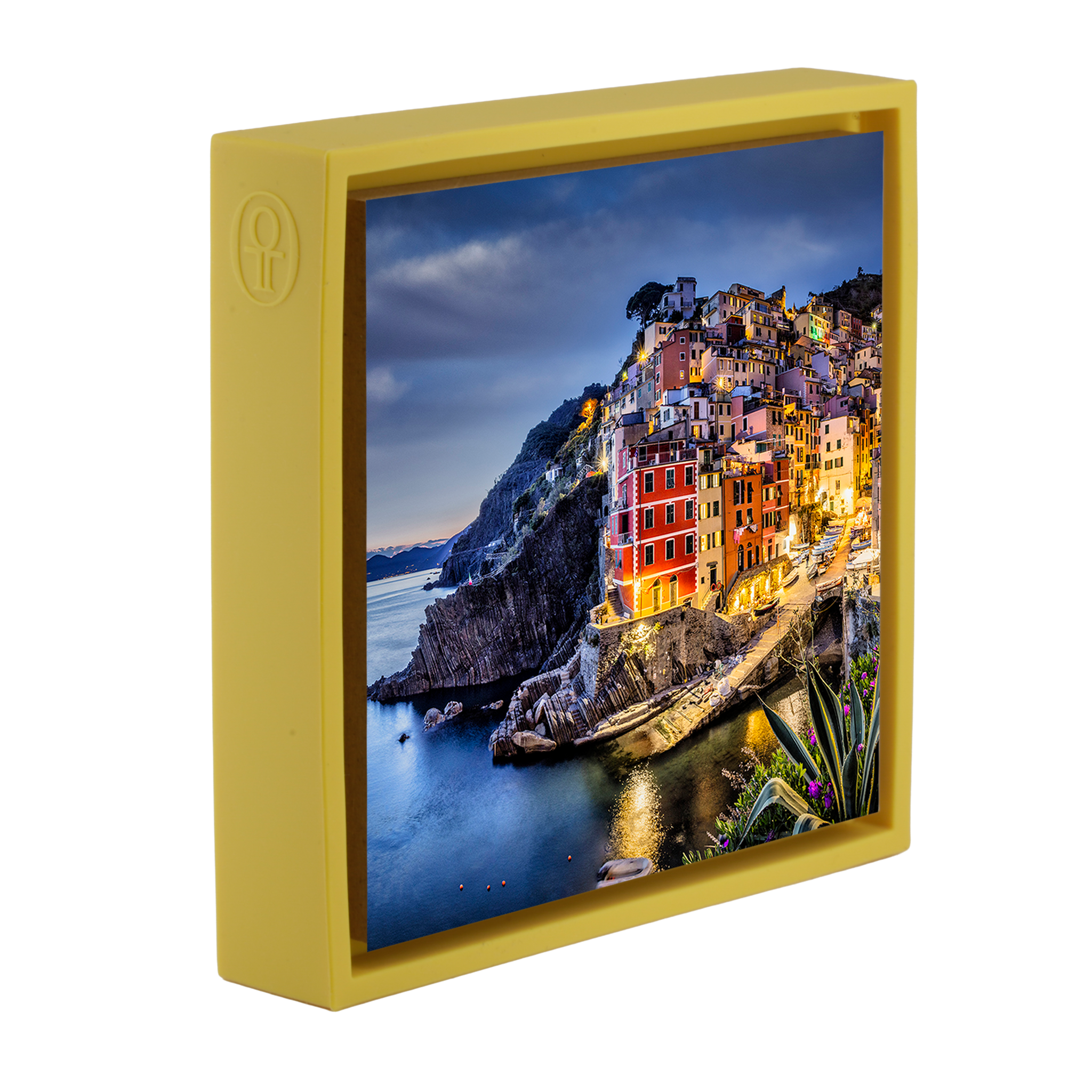 Riomaggiore in The Cinque Terra - Gele Wrapp