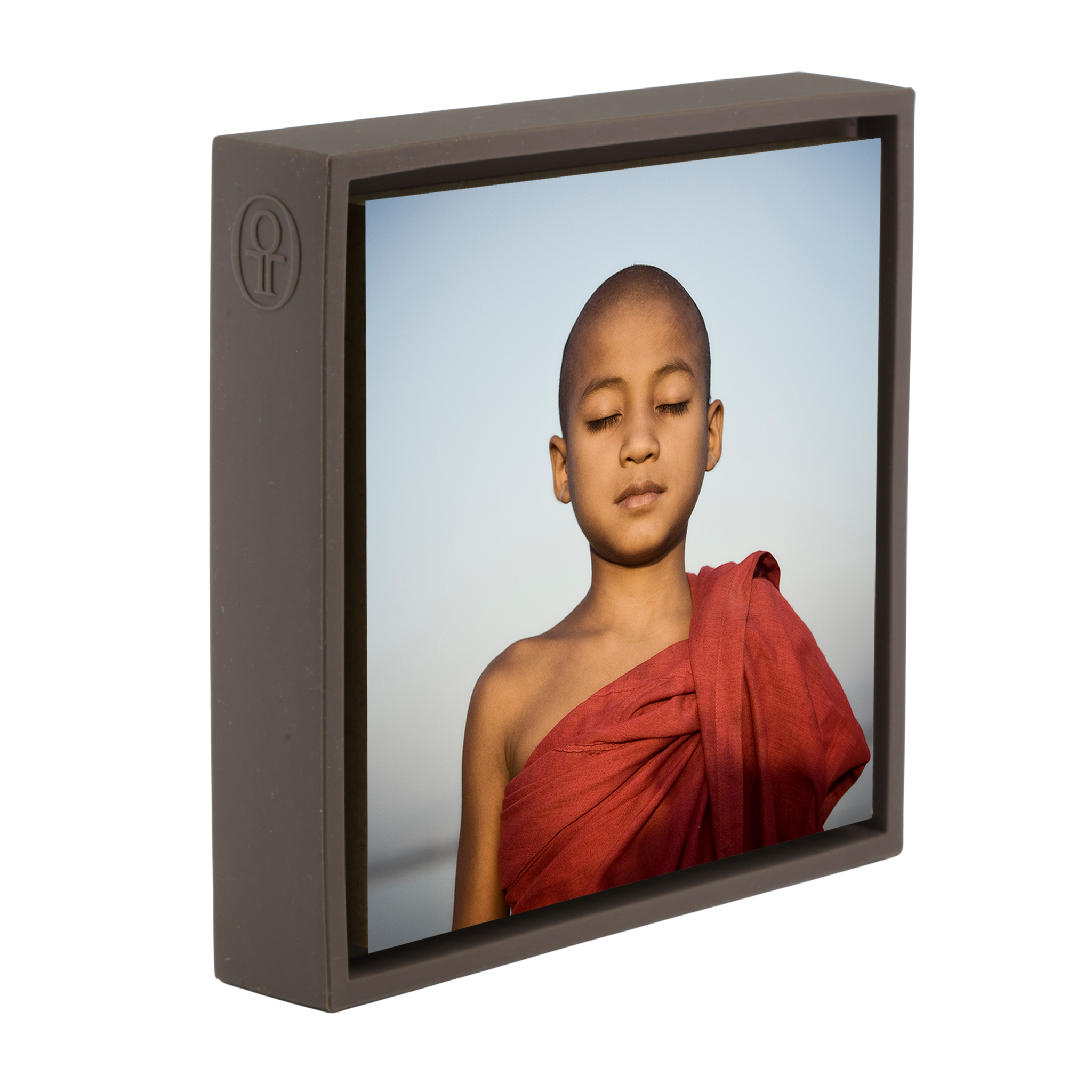Novice Monk in Mandalay - Bruine Wrapp