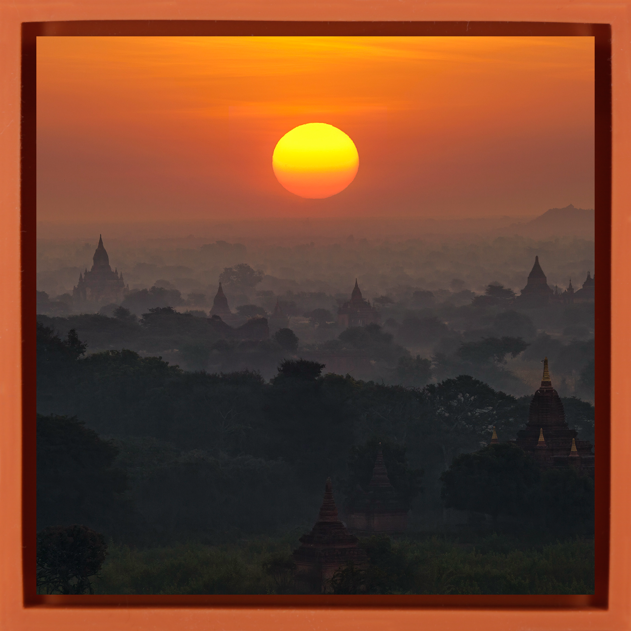 The Temples of Bagan - Oranje Wrapp