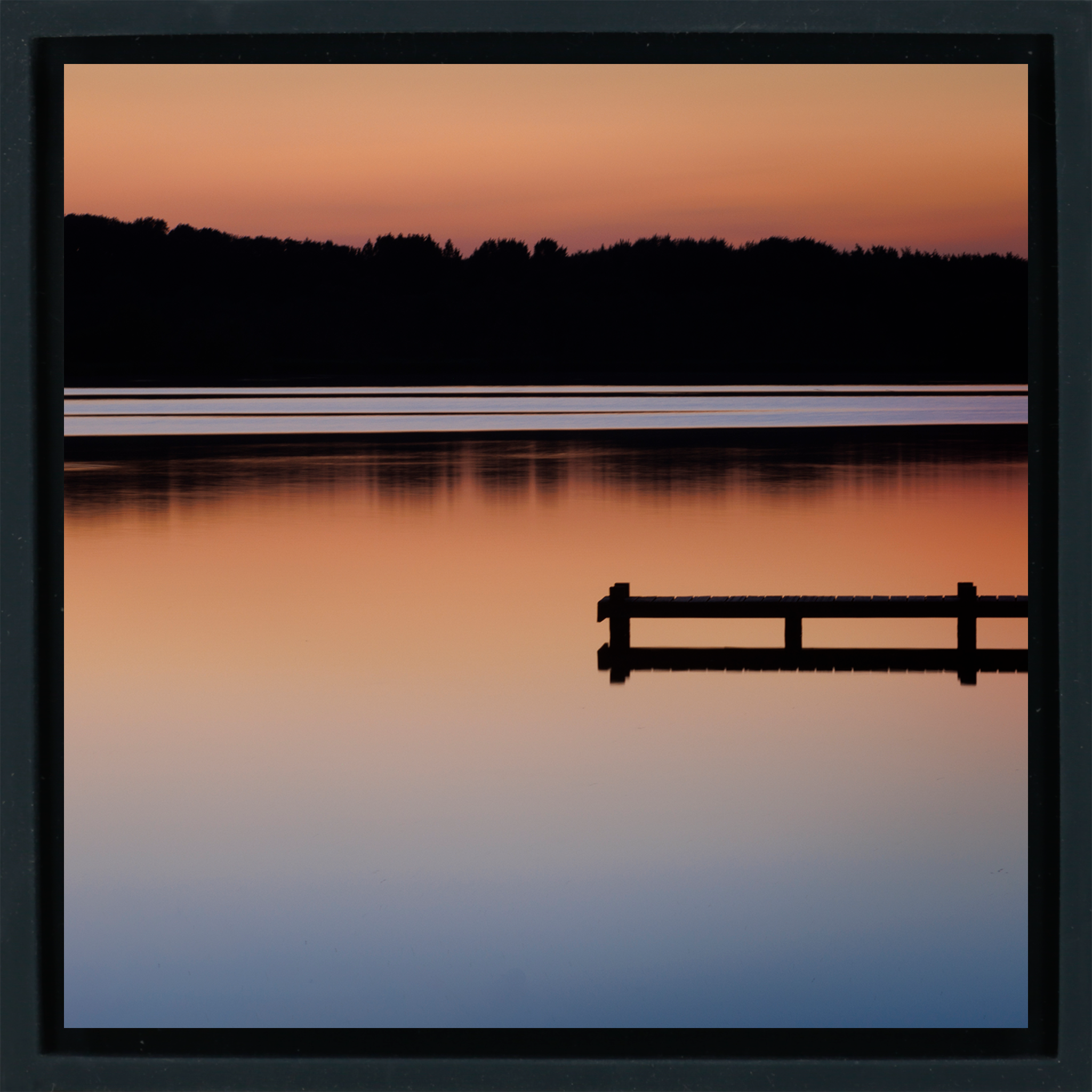 Gradient Glow over Amstelveen - Zwarte Wrapp