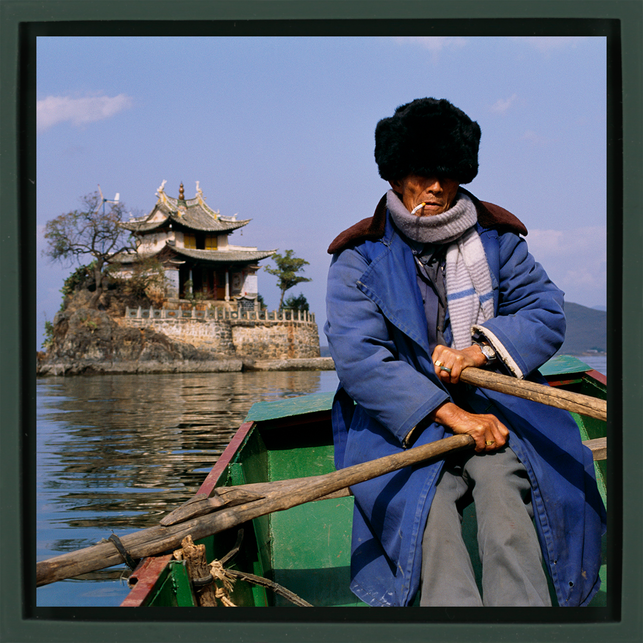 Rowing Man - Dark Green Wrapp