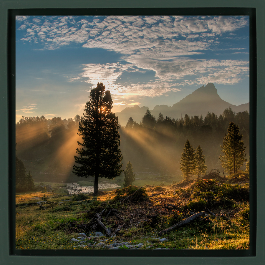 Dolomites Sunrise - Dark Green Wrapp