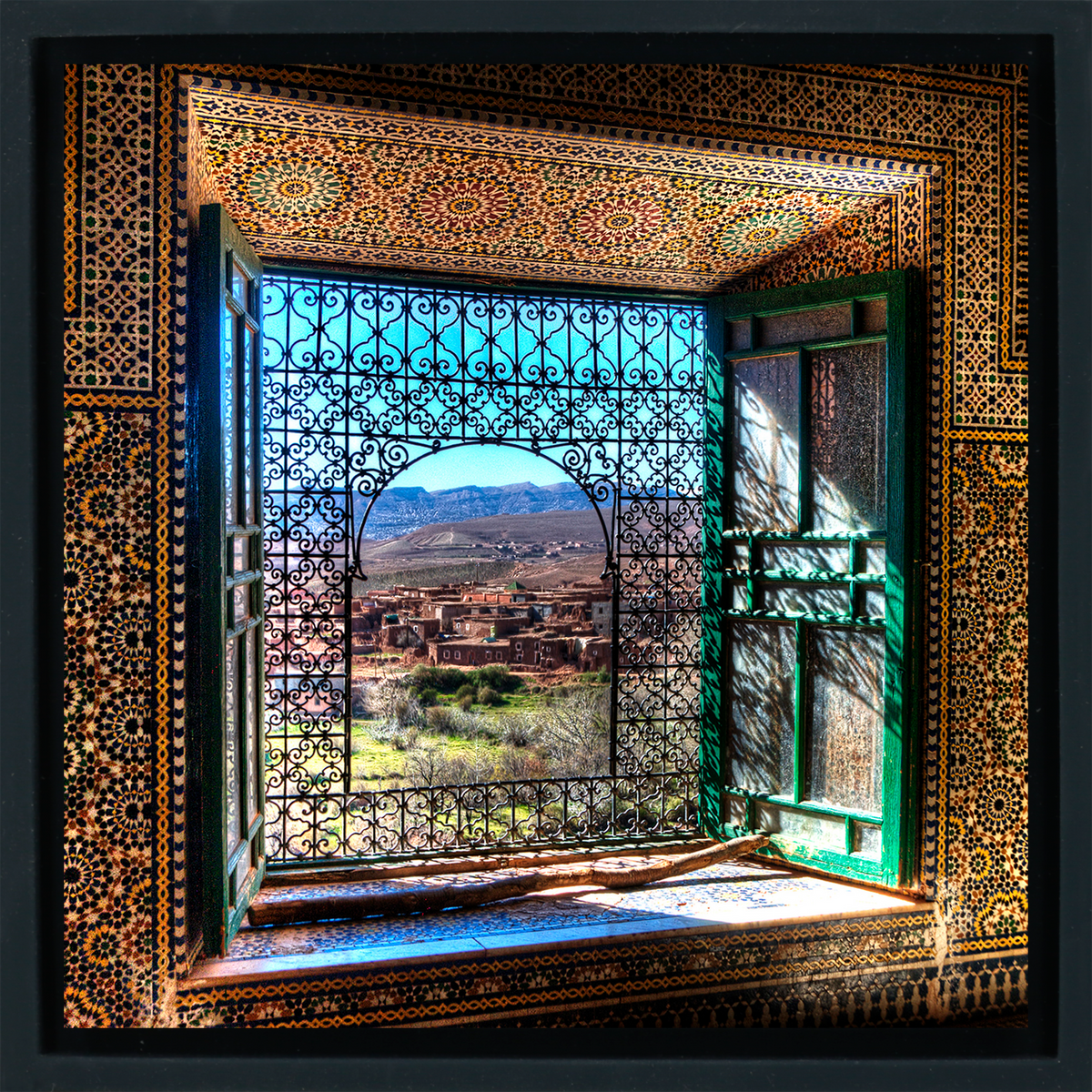 Morocco Window - Black Wrapp