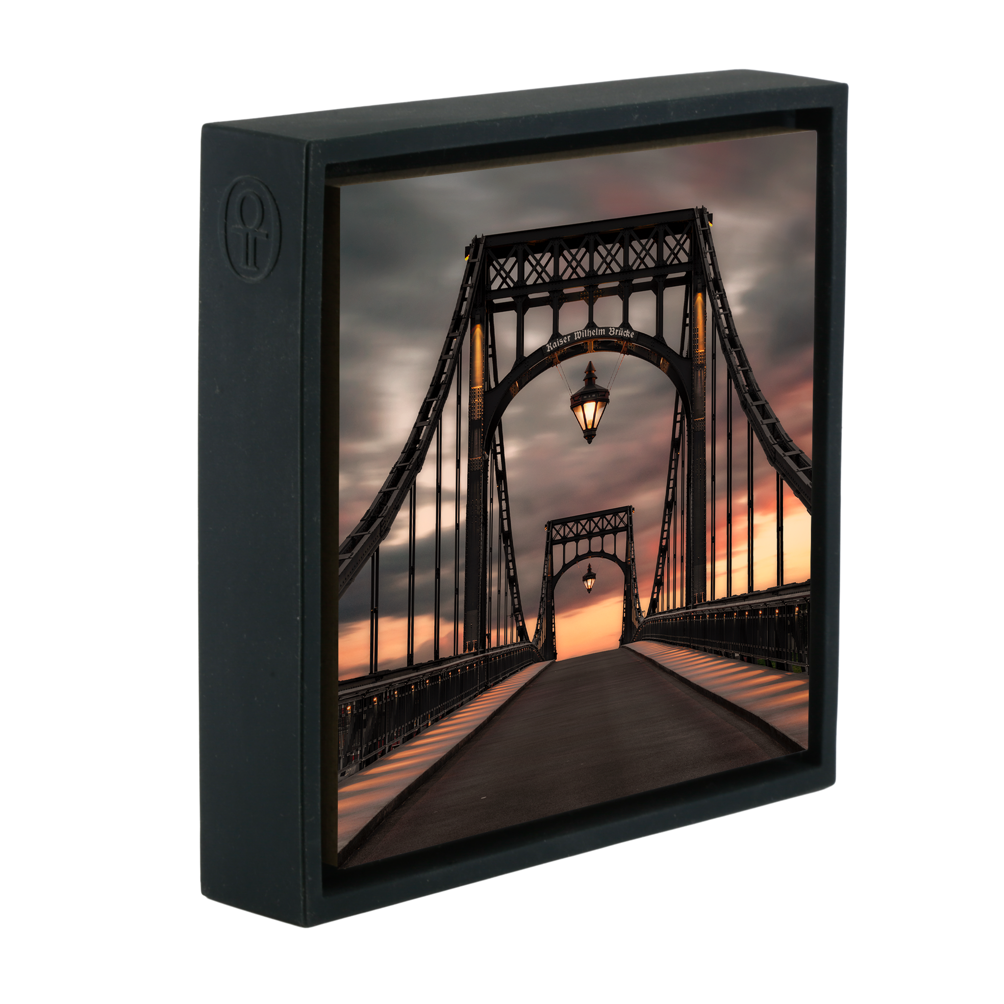 Kaiser Wilhelm Brucke- Black Wrapp