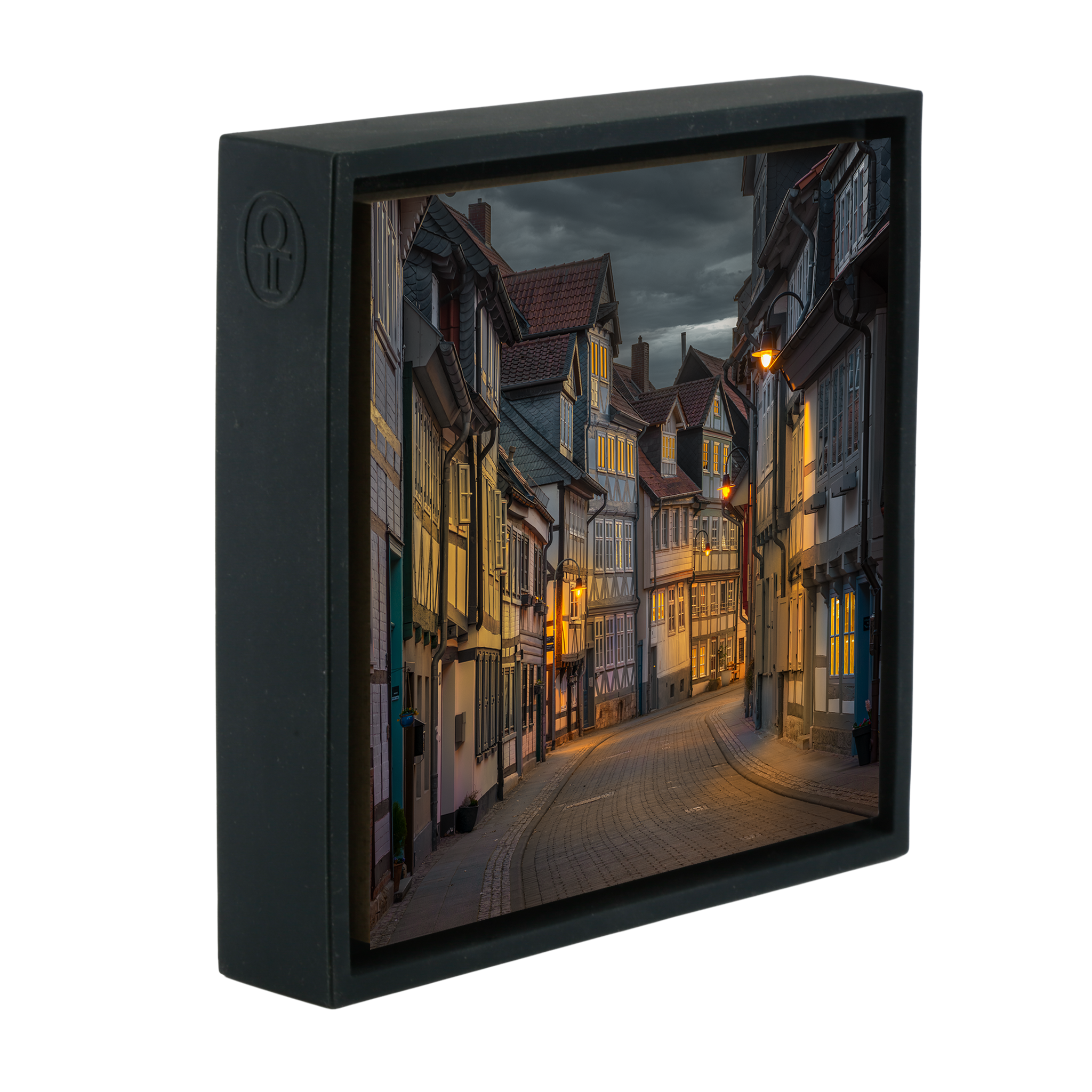 Wolfenbuettel- Black Wrapp