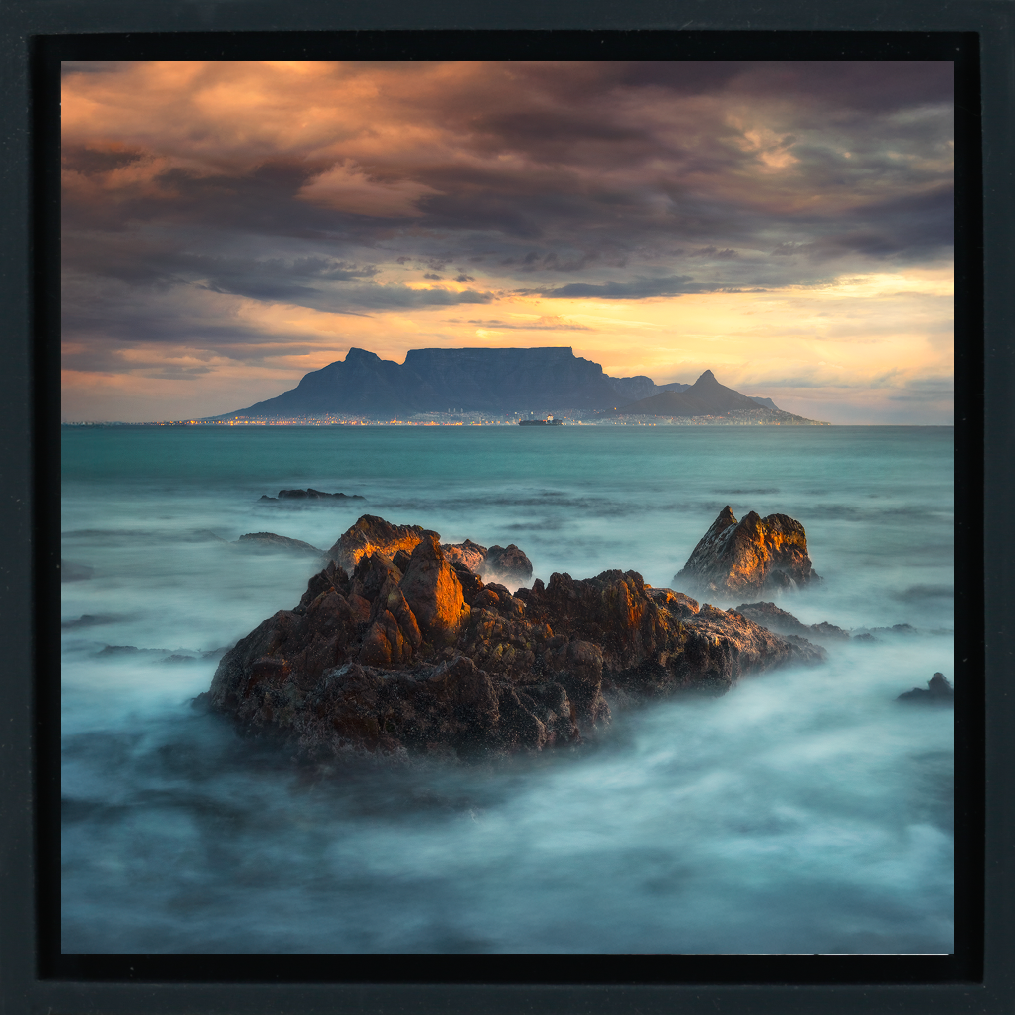 Blouberg- Black Wrapp